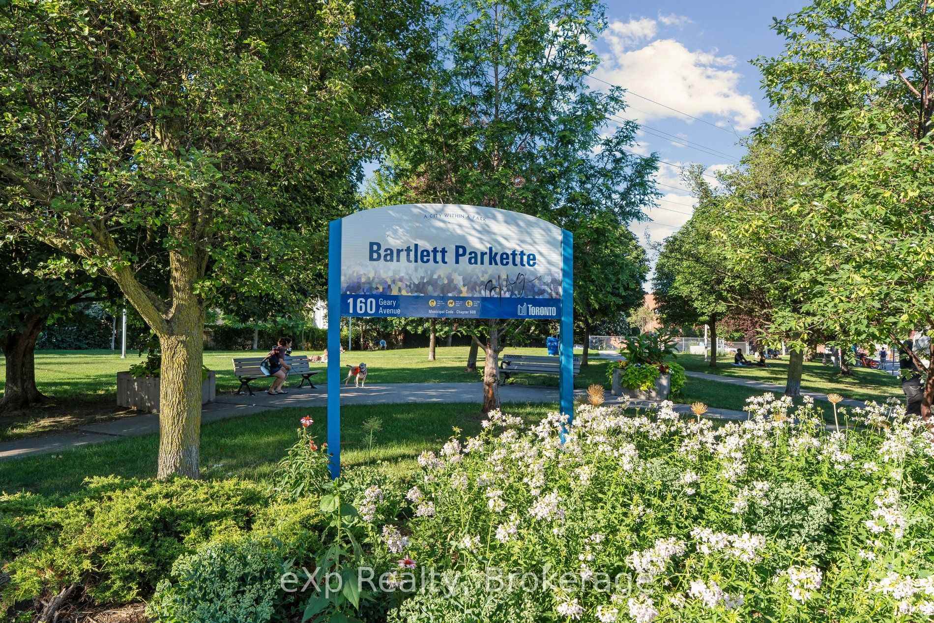 Photo 42 of 313 Bartlett Avenue N, Toronto, Dovercourt-Wallace Emerson-Junction — HOMEH