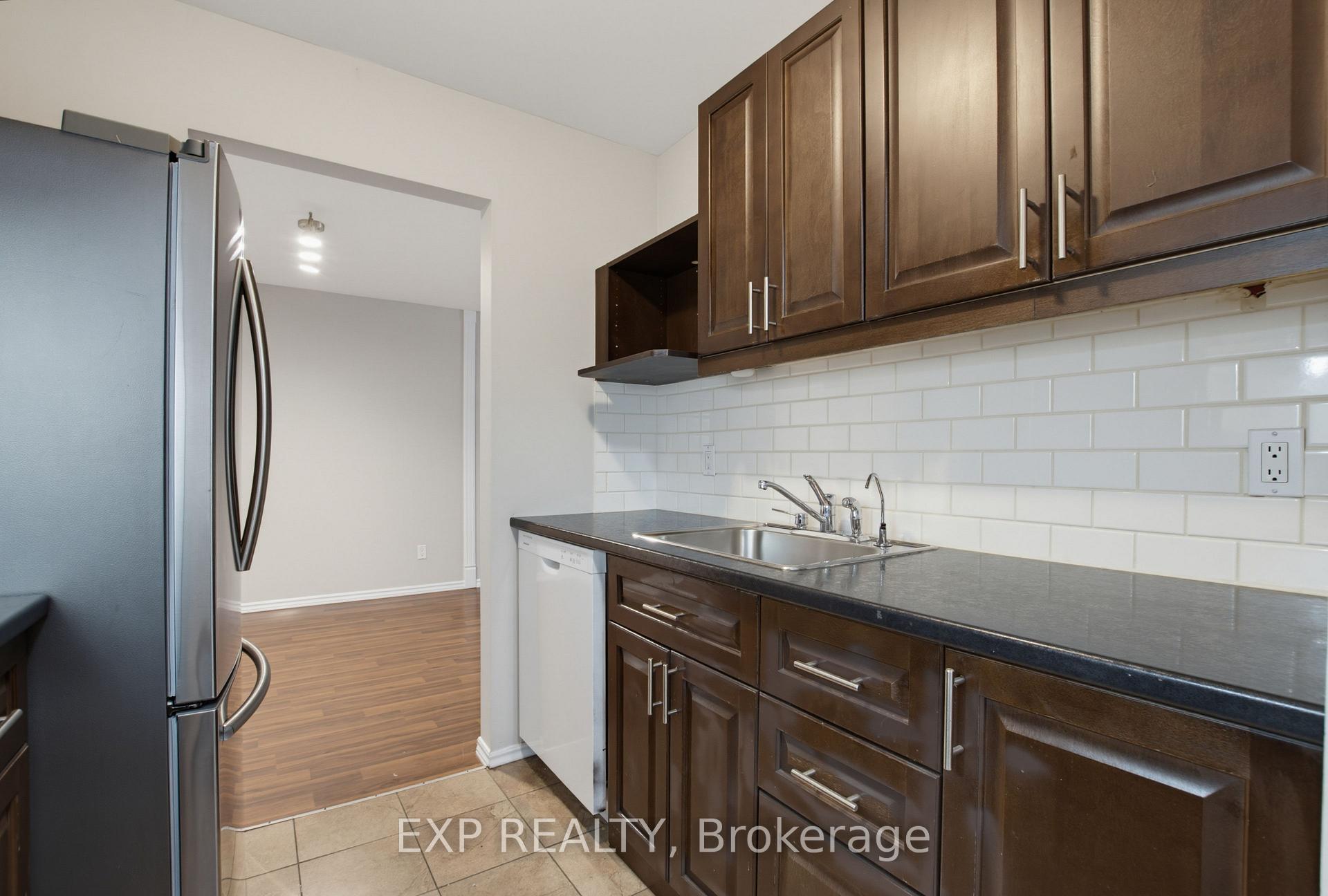 Photo 4 of Unit 106, 144 Conway Drive, London, South X — HOMEH
