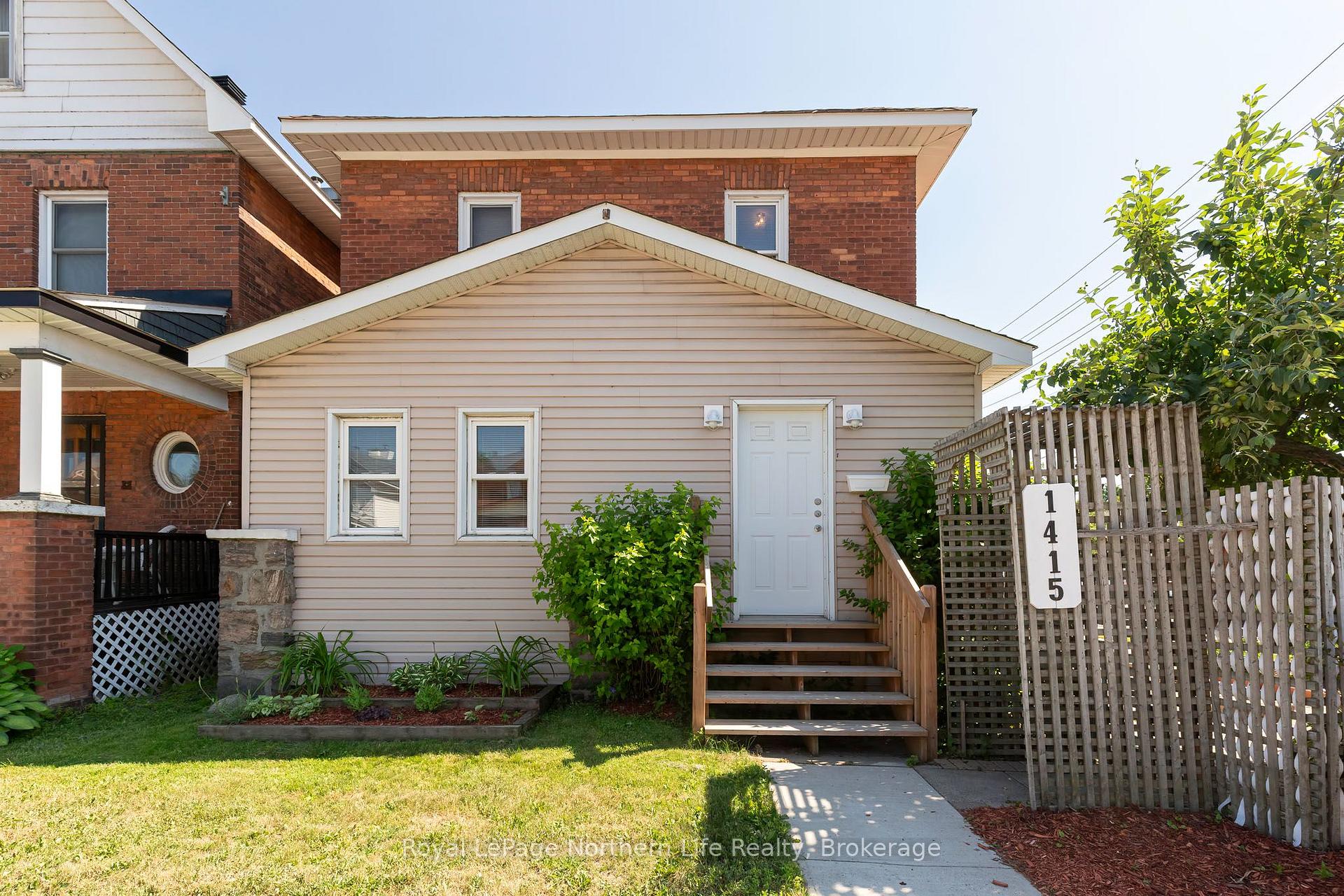 Front of 1415 Cassells Street