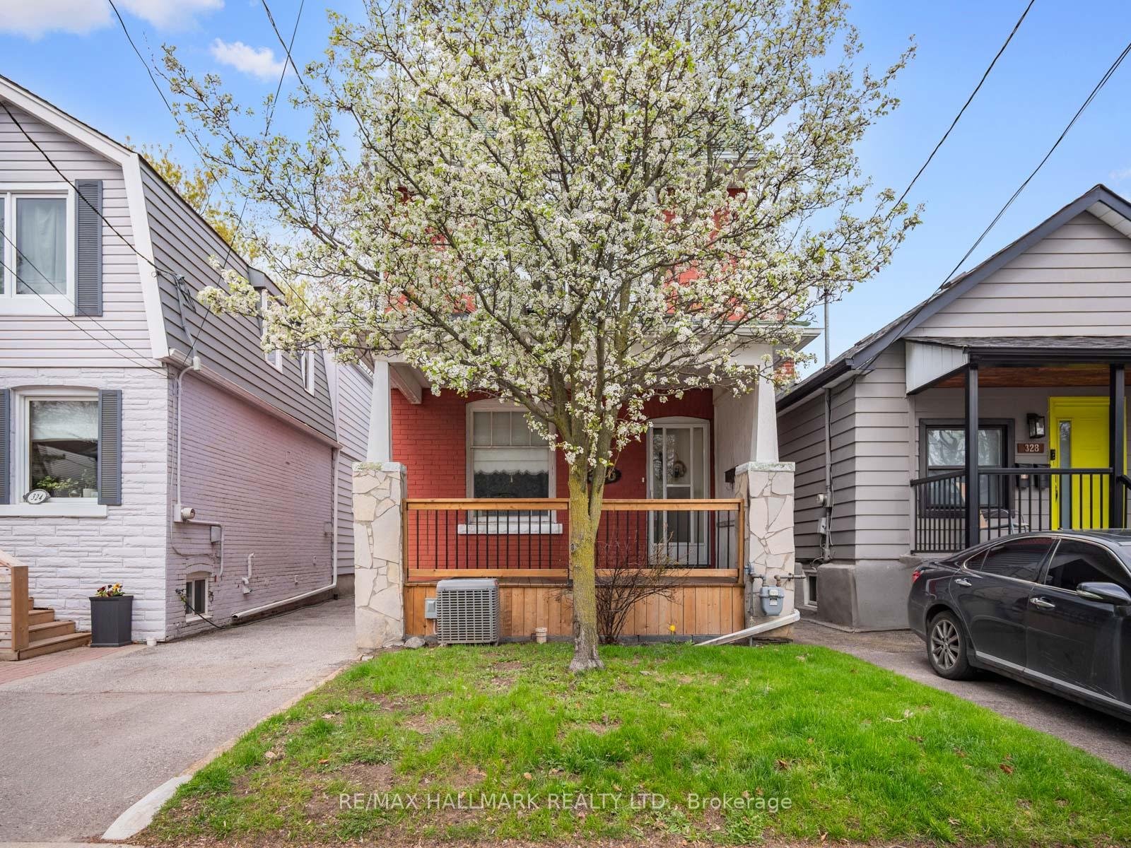 Photo 2 of 326 Cedarvale Avenue, Toronto, Woodbine-Lumsden — HOMEH