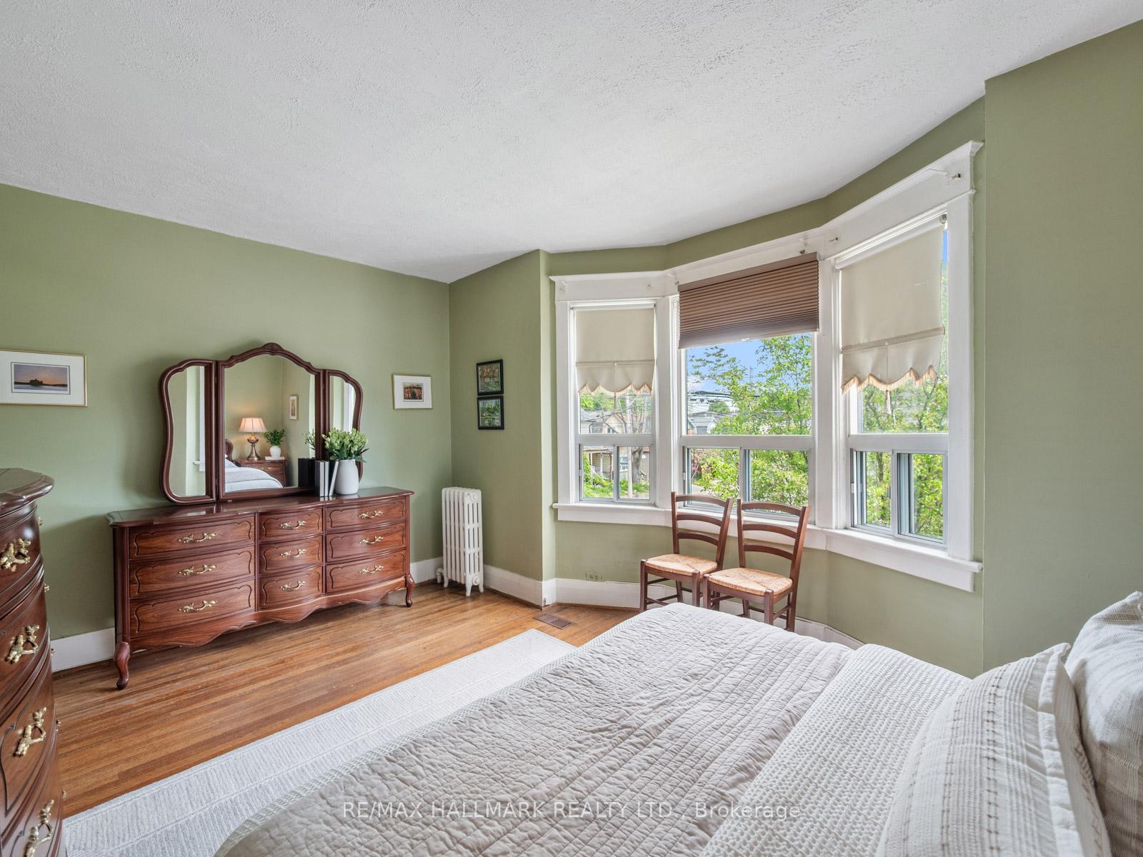 Photo 14 of 326 Cedarvale Avenue, Toronto, Woodbine-Lumsden — HOMEH