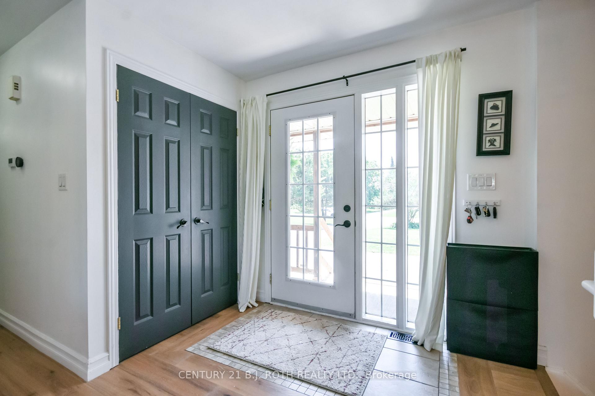 Photo 6 of 141 Bayshore Drive, Ramara, Rural Ramara — HOMEH
