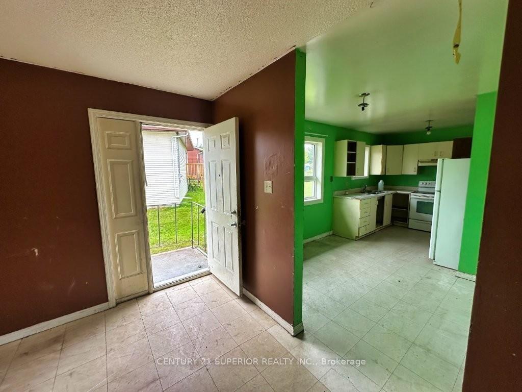 Photo 4 of 151 Harkness Street, Nipigon — HOMEH