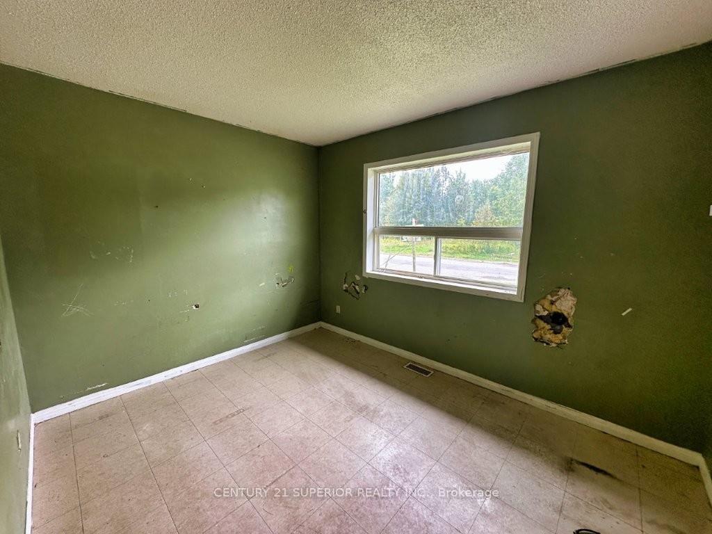 Photo 17 of 151 Harkness Street, Nipigon — HOMEH
