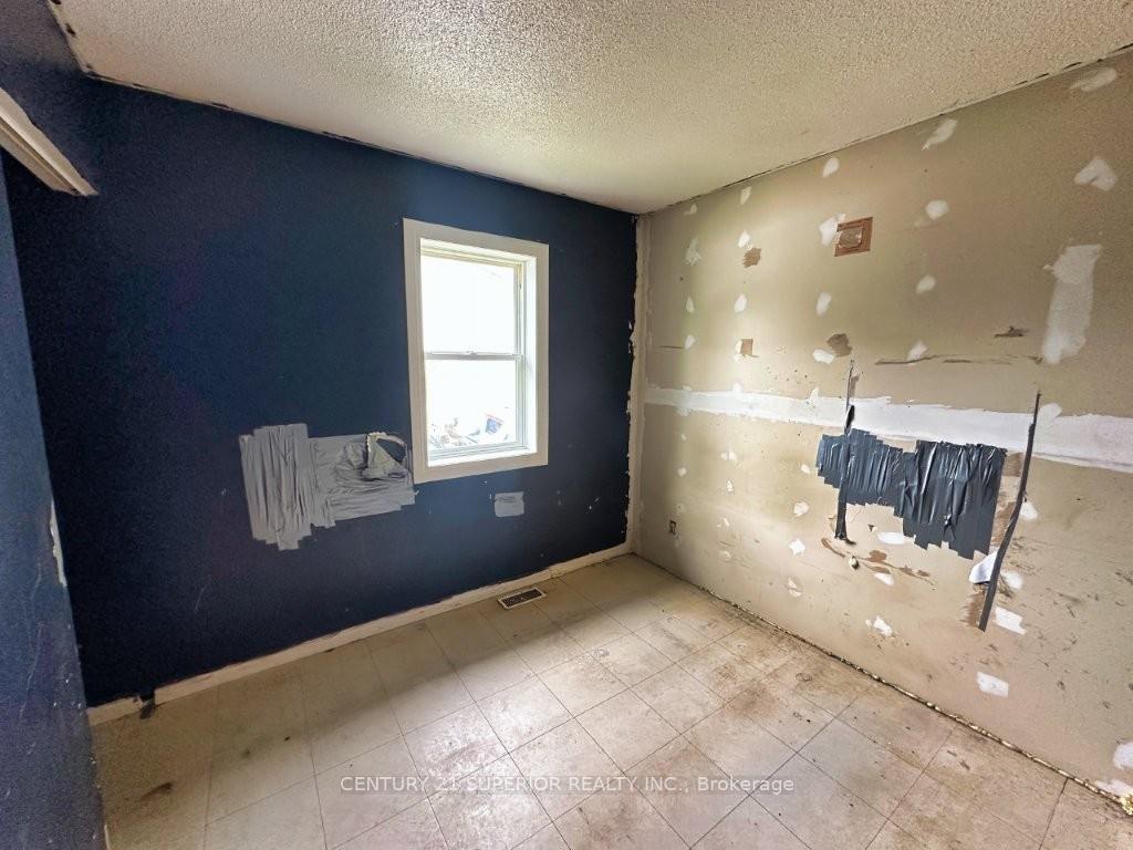 Photo 21 of 151 Harkness Street, Nipigon — HOMEH