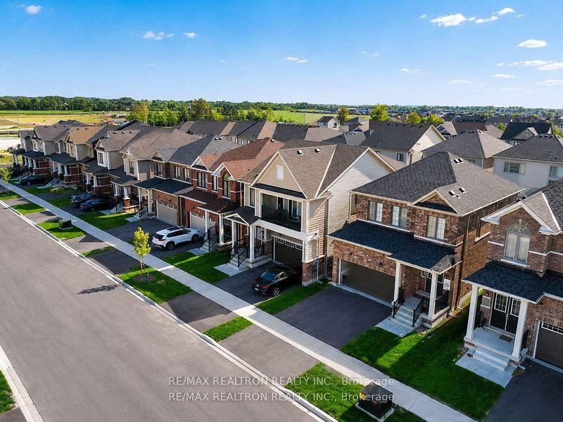 Photo 35 of 21 Prudhoe Terrace, Barrie, Rural Barrie Southeast — HOMEH