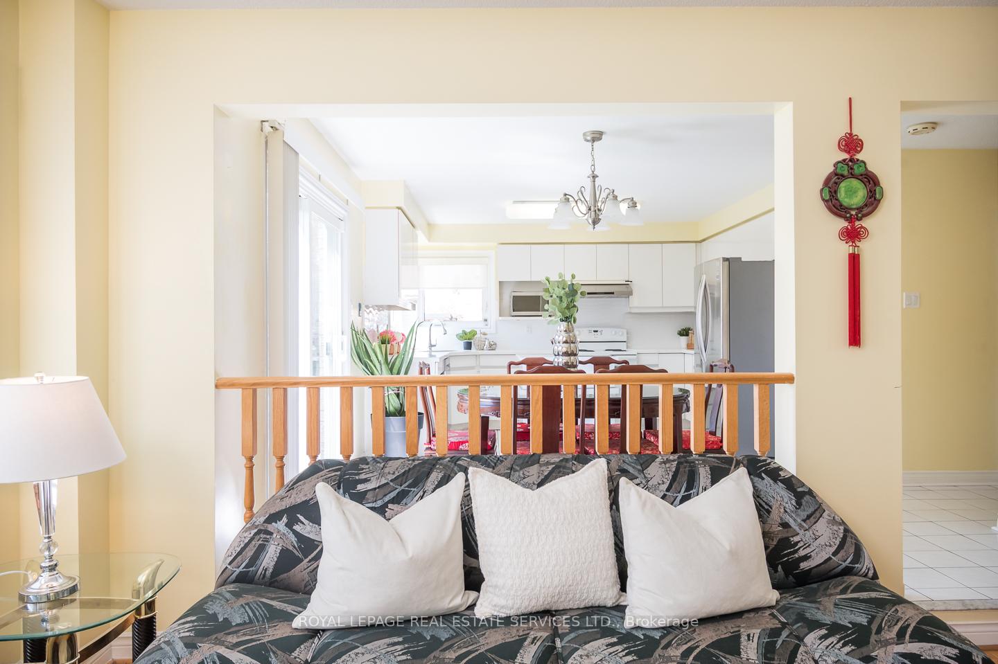 Photo 11 of 4810 Rathkeale Road, Mississauga, East Credit — HOMEH