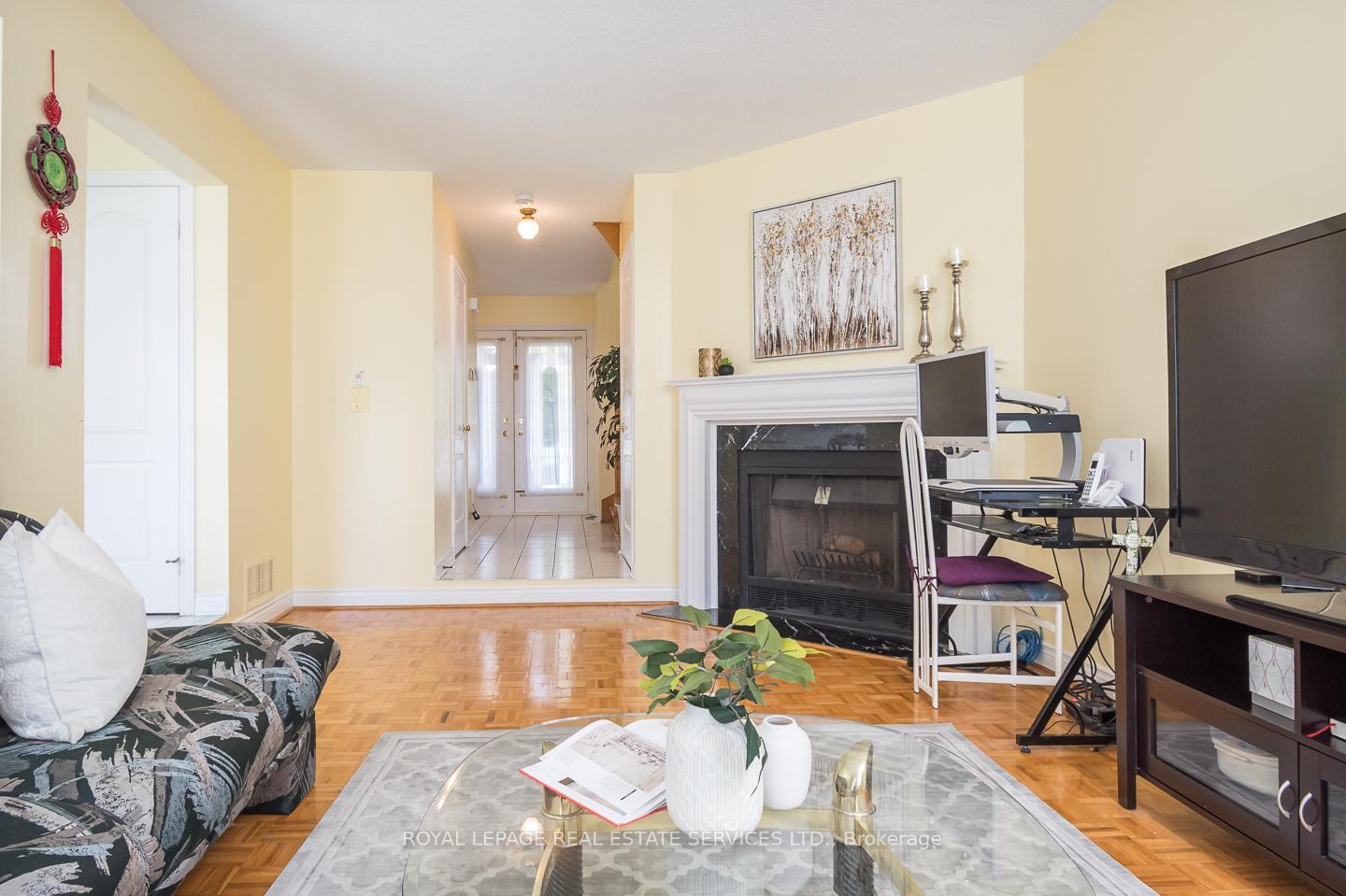 Photo 12 of 4810 Rathkeale Road, Mississauga, East Credit — HOMEH