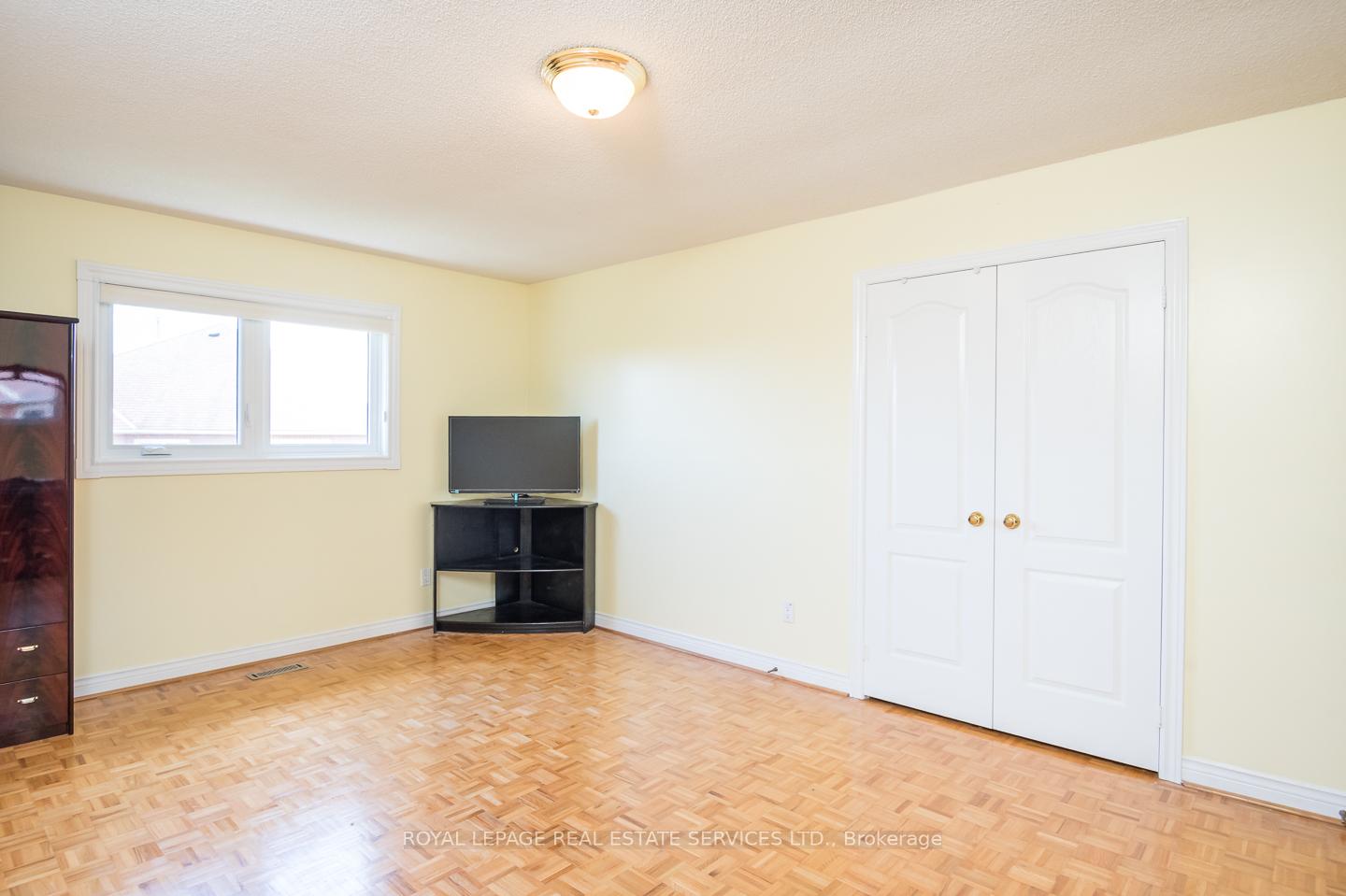 Photo 22 of 4810 Rathkeale Road, Mississauga, East Credit — HOMEH