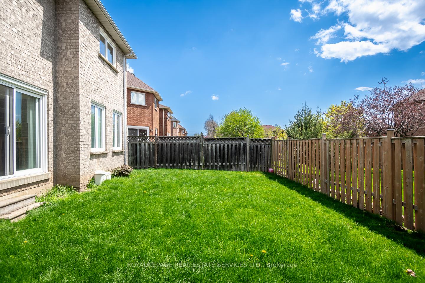 Photo 43 of 4810 Rathkeale Road, Mississauga, East Credit — HOMEH