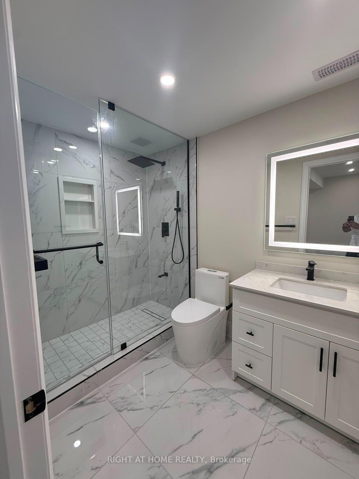 Photo 12 of Unit A, 2 Chesney Crescent, Vaughan, Kleinburg — HOMEH