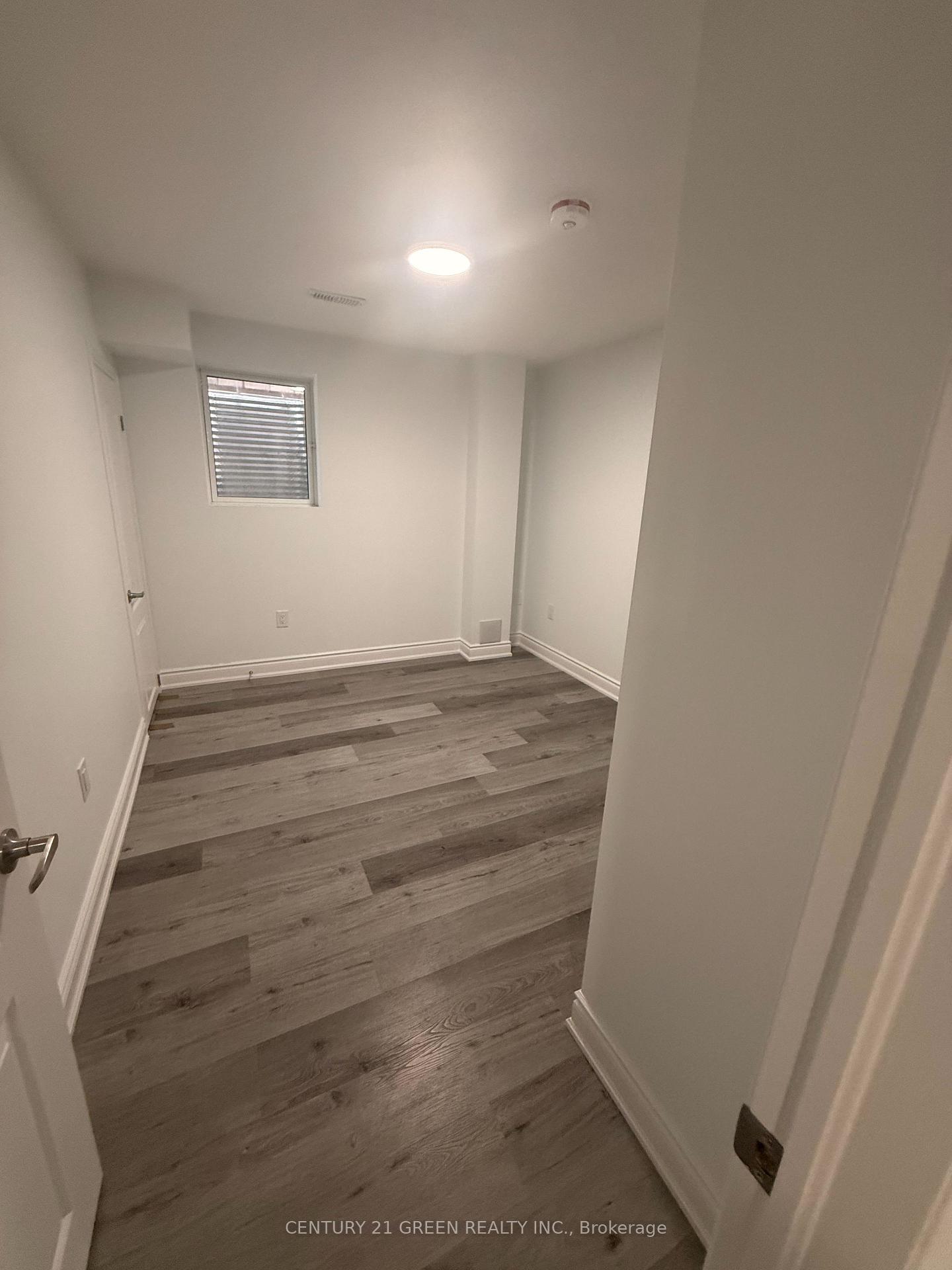 Photo 8 of Unit Bsmt, 633 Fullum Landing, Milton, Cobban — HOMEH