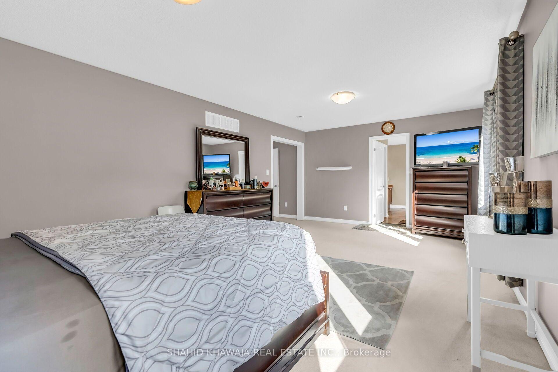 Photo 20 of 26 Pine Island Way, Brampton, Credit Valley — HOMEH