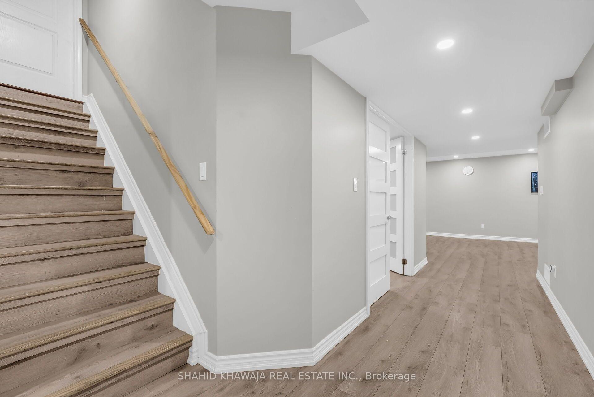 Photo 30 of 26 Pine Island Way, Brampton, Credit Valley — HOMEH