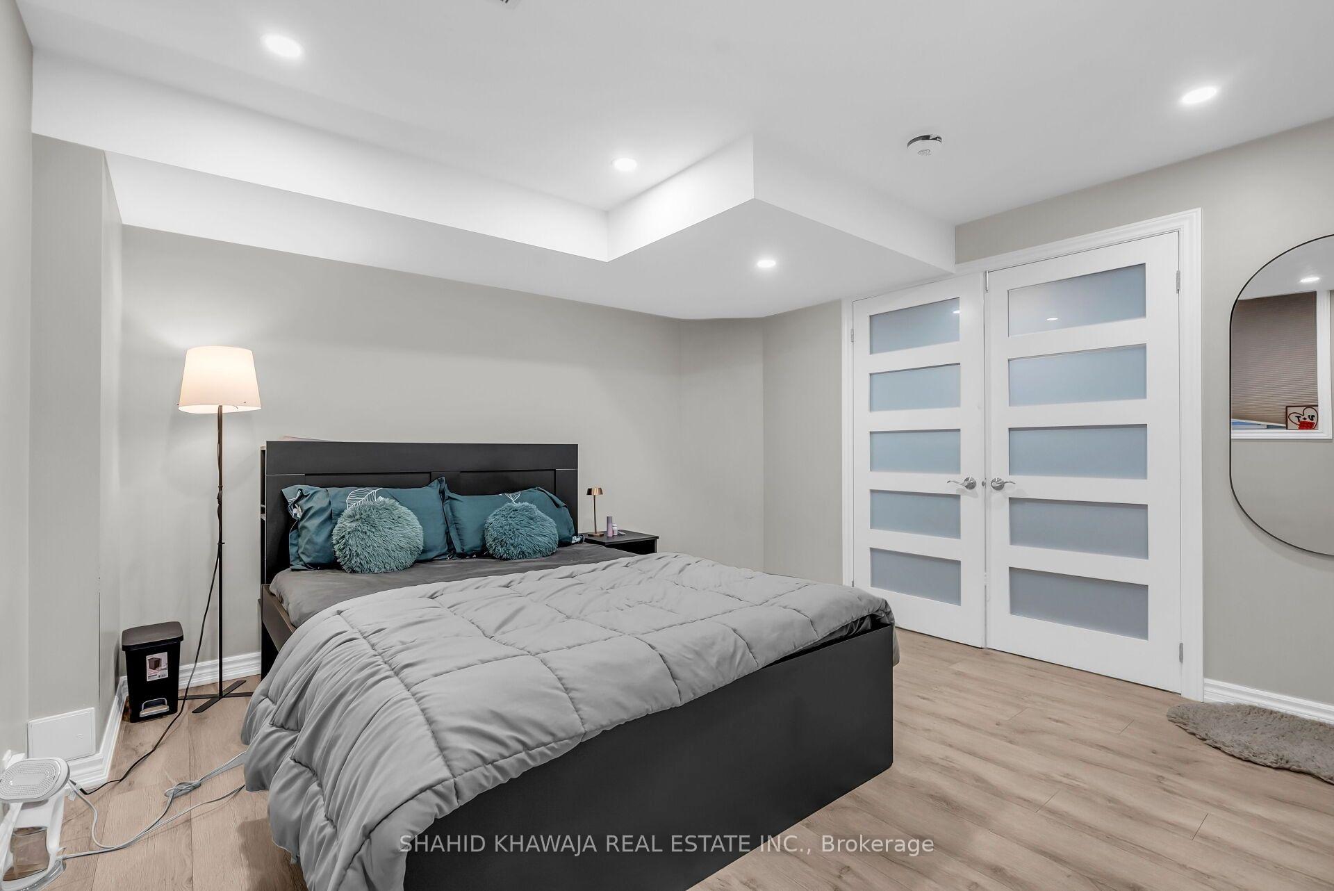 Photo 34 of 26 Pine Island Way, Brampton, Credit Valley — HOMEH