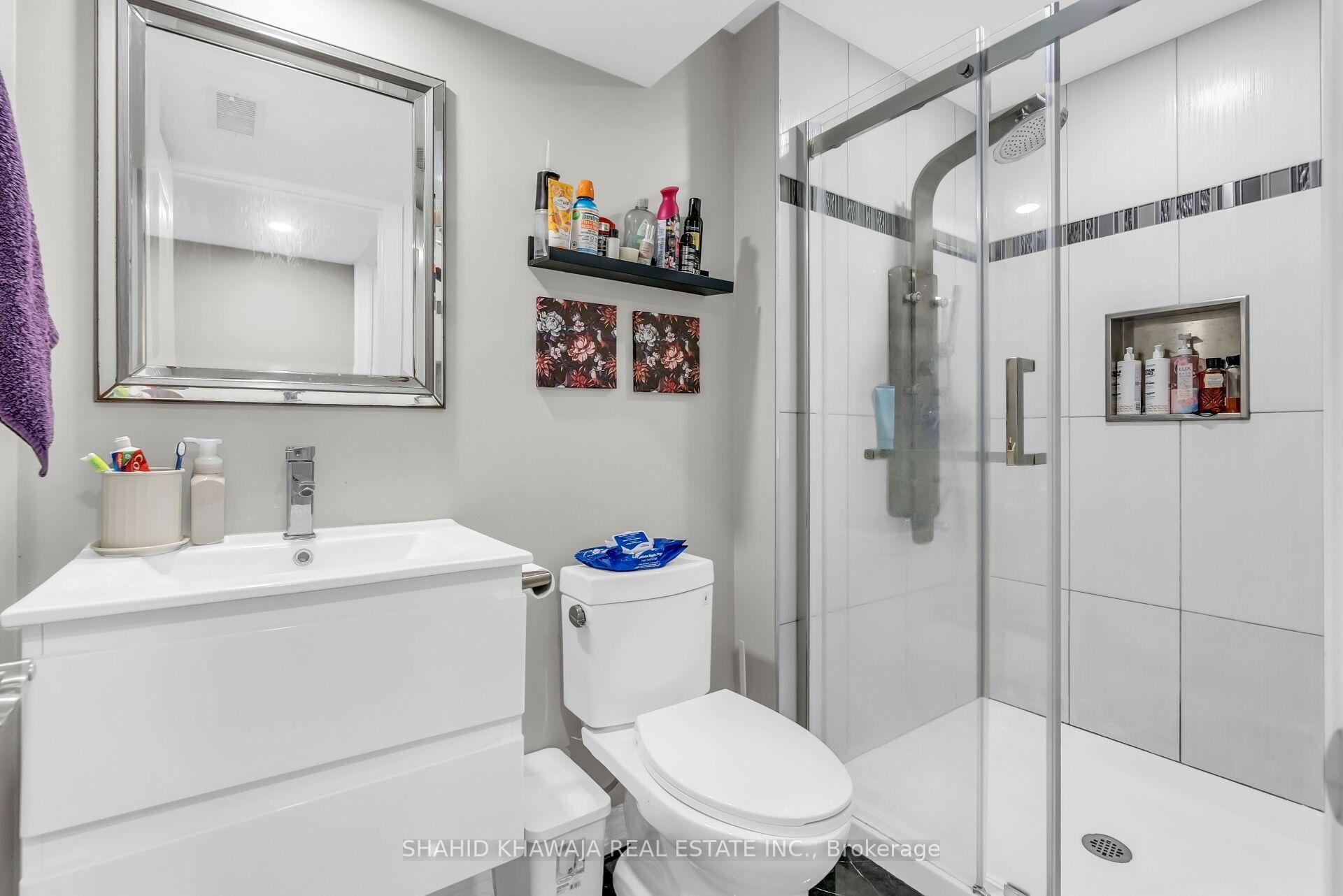 Photo 37 of 26 Pine Island Way, Brampton, Credit Valley — HOMEH