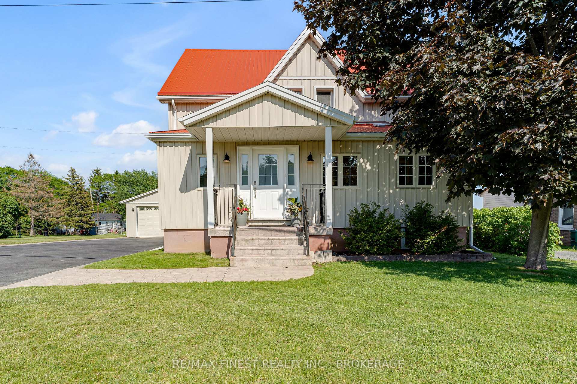 Photo 4 of 2112 Battersea Road, Kingston, City North of 401 — HOMEH