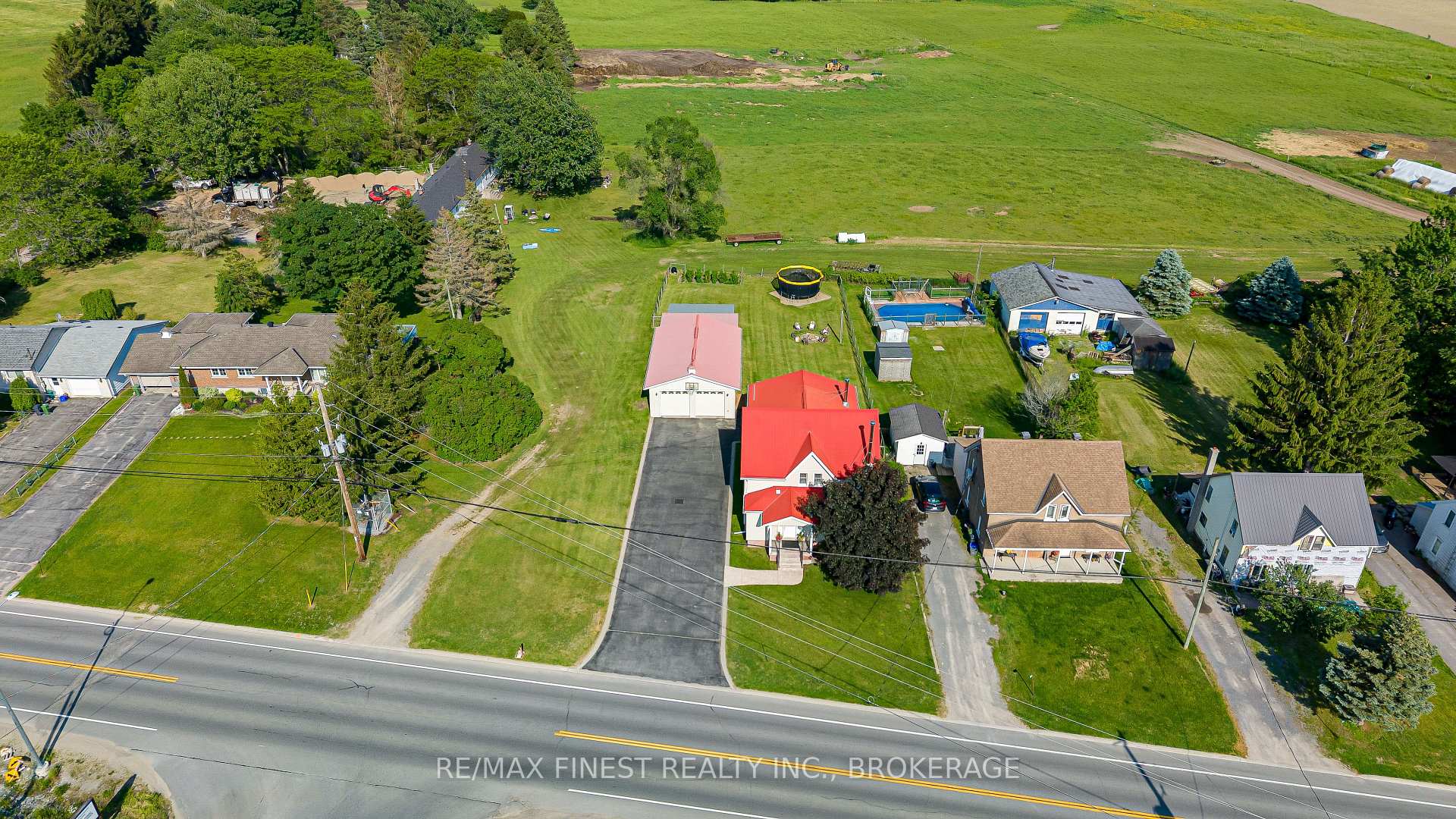 Photo 5 of 2112 Battersea Road, Kingston, City North of 401 — HOMEH