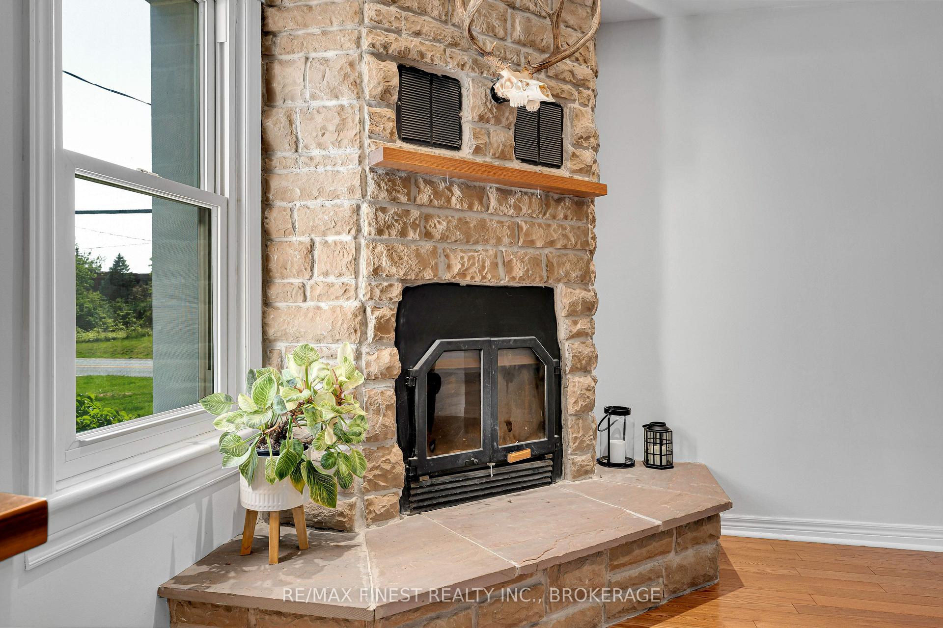Photo 23 of 2112 Battersea Road, Kingston, City North of 401 — HOMEH