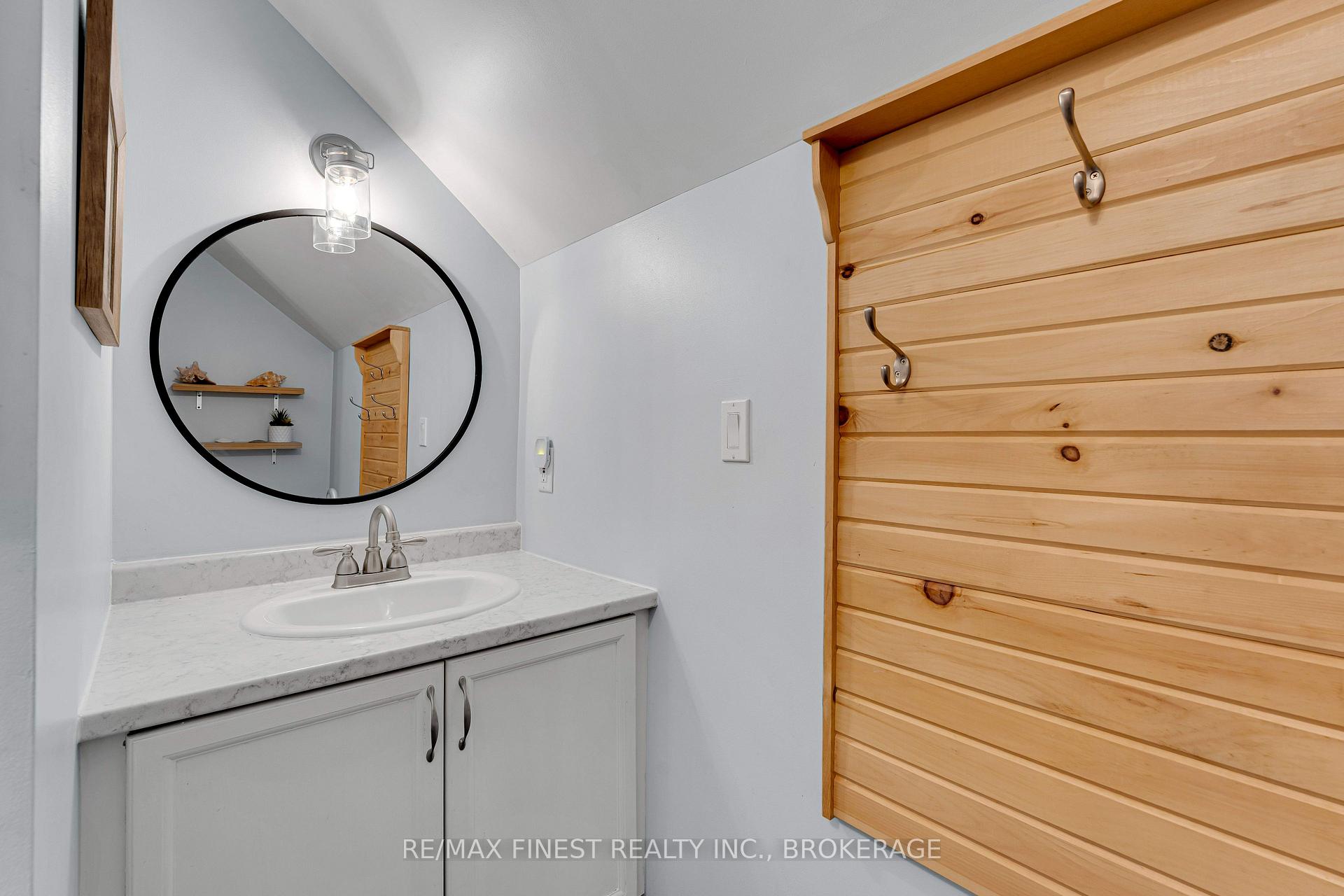 Photo 33 of 2112 Battersea Road, Kingston, City North of 401 — HOMEH