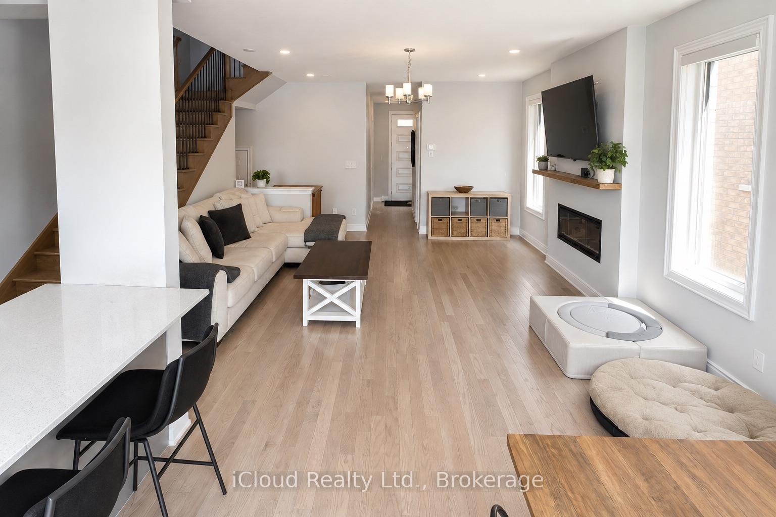 Photo 16 of 100 Bearberry Road, Springwater, Minesing — HOMEH