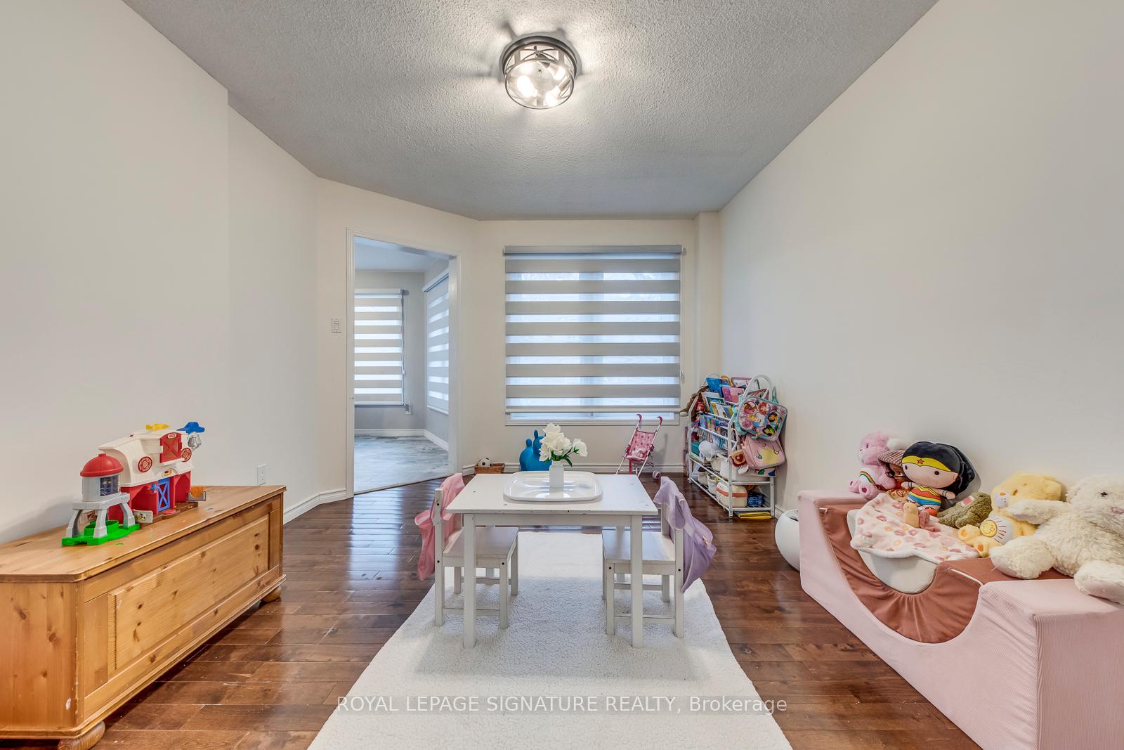 Photo 6 of 54 Randolf Court, Hamilton, Rushdale — HOMEH