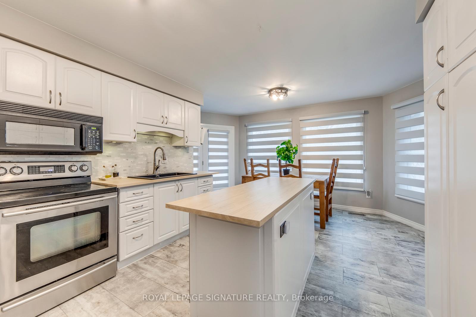 Photo 13 of 54 Randolf Court, Hamilton, Rushdale — HOMEH