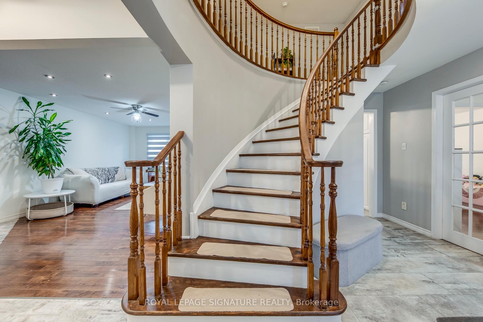 Photo 18 of 54 Randolf Court, Hamilton, Rushdale — HOMEH
