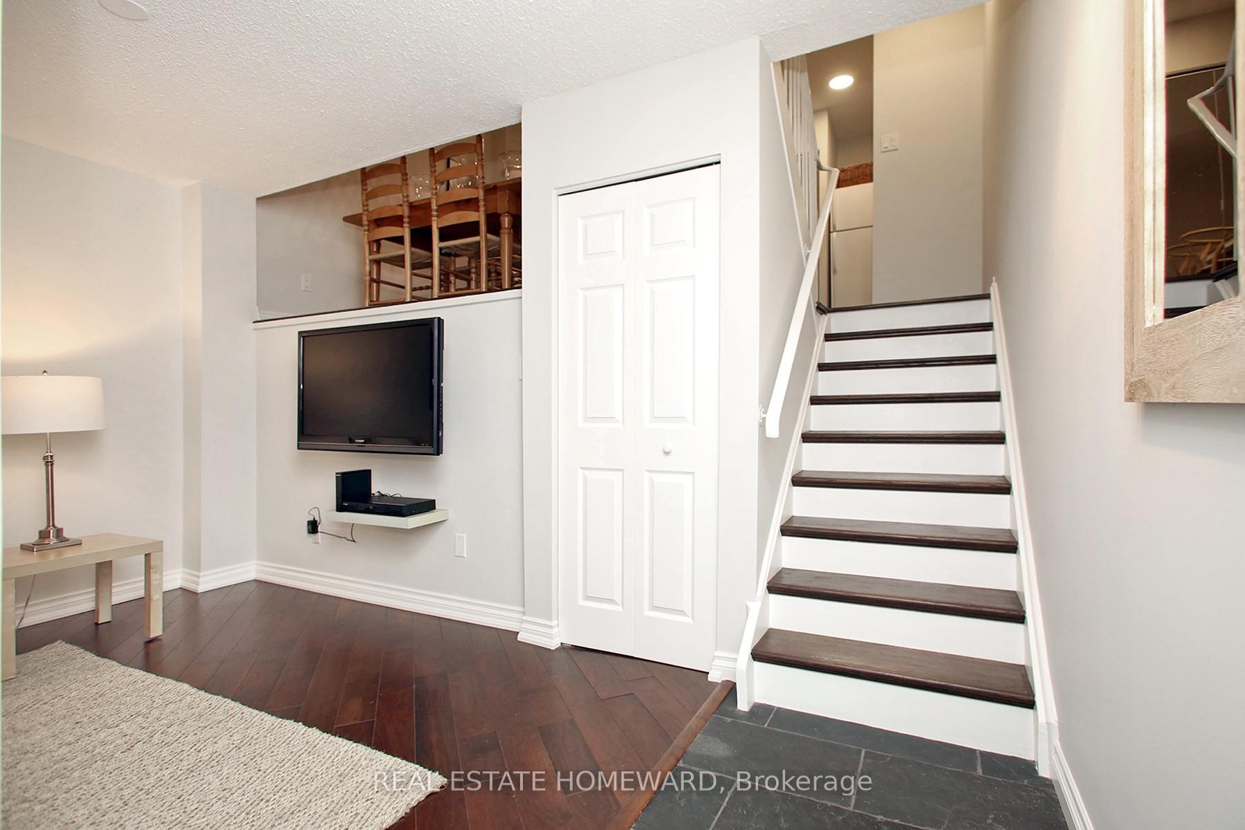 Photo 8 of 50 Battenberg Avenue, Toronto, Woodbine Corridor — HOMEH