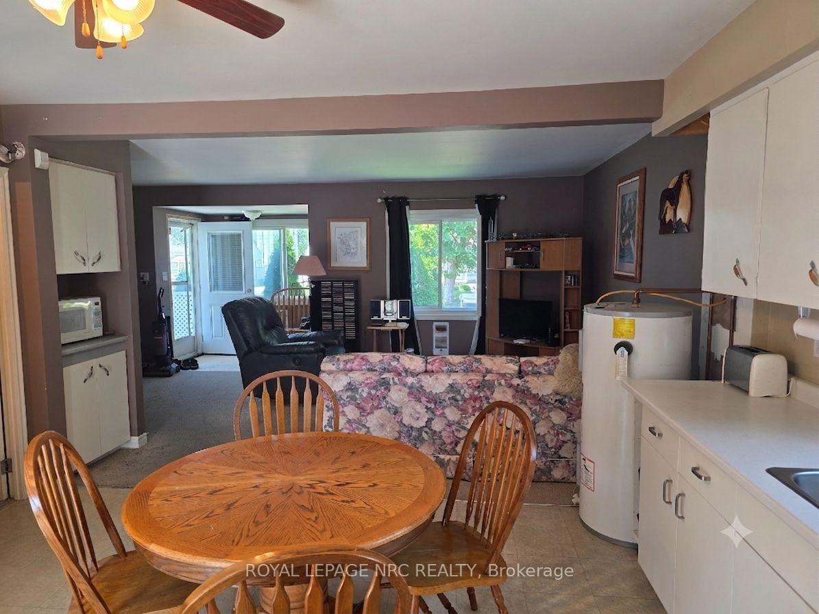 Photo 6 of 135 McArthur Avenue, Welland, Lincoln/Crowland — HOMEH