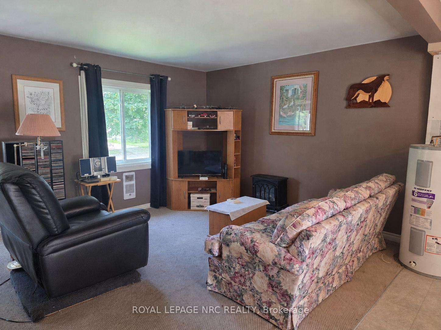 Photo 7 of 135 McArthur Avenue, Welland, Lincoln/Crowland — HOMEH