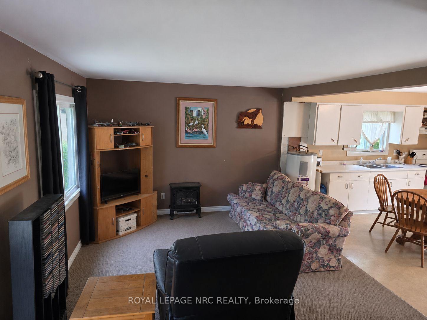 Photo 8 of 135 McArthur Avenue, Welland, Lincoln/Crowland — HOMEH