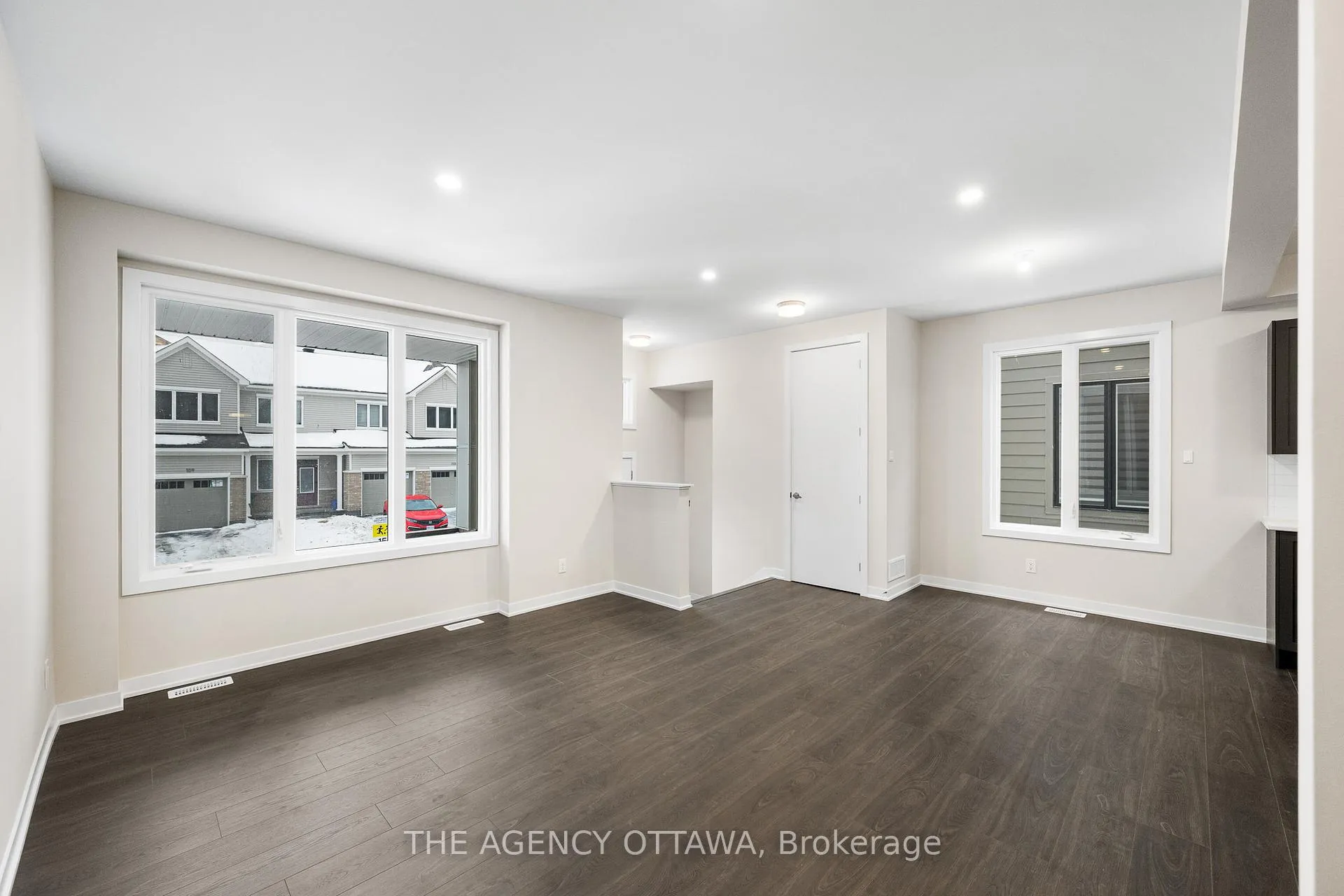 Photo 7 of 112 Ryan Reynolds Way, Ottawa, Avalon West — HOMEH