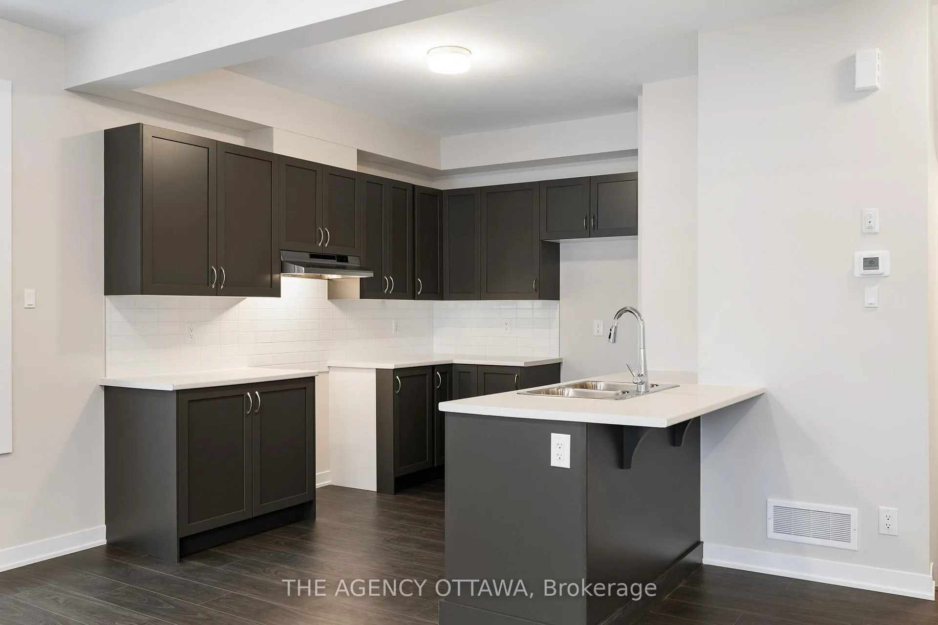 Photo 18 of 112 Ryan Reynolds Way, Ottawa, Avalon West — HOMEH