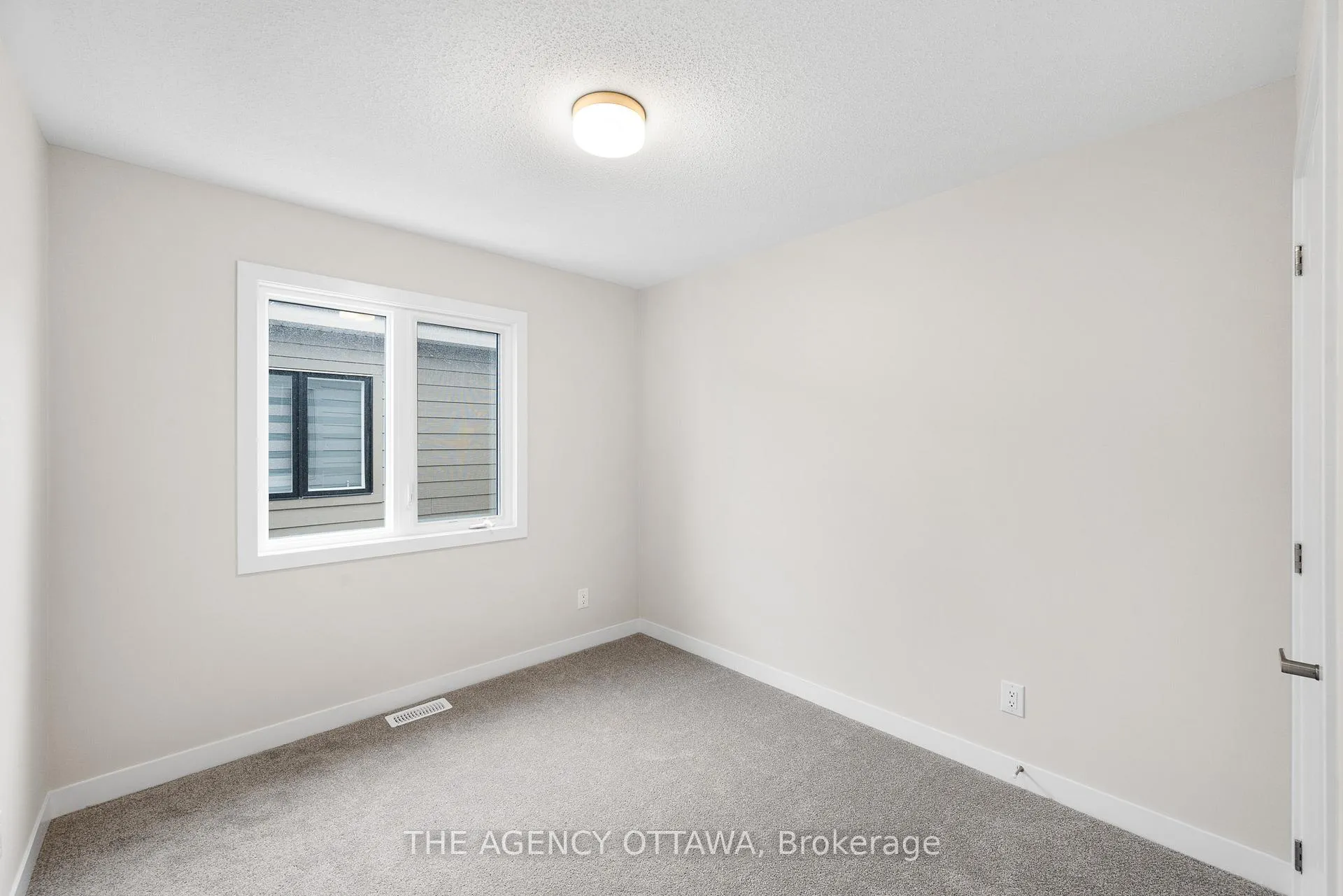 Photo 21 of 112 Ryan Reynolds Way, Ottawa, Avalon West — HOMEH