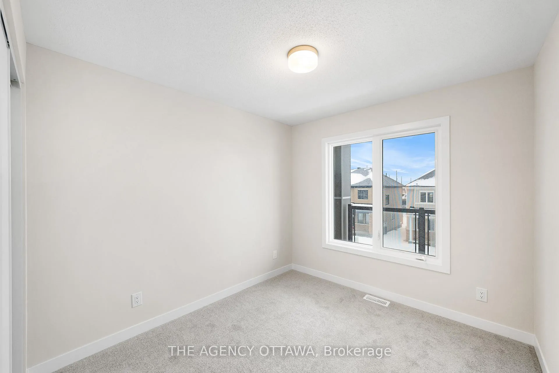 Photo 24 of 112 Ryan Reynolds Way, Ottawa, Avalon West — HOMEH