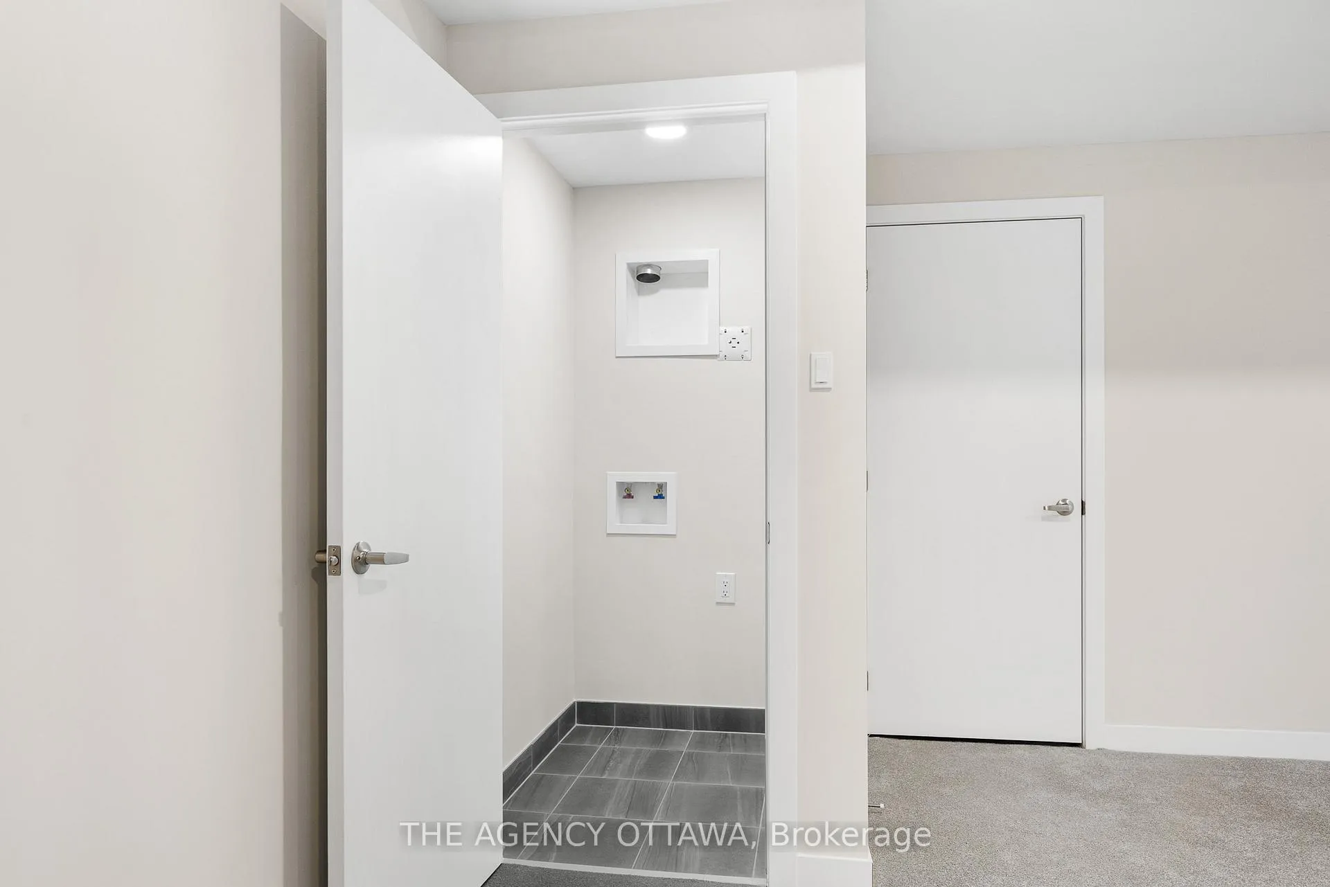 Photo 33 of 112 Ryan Reynolds Way, Ottawa, Avalon West — HOMEH