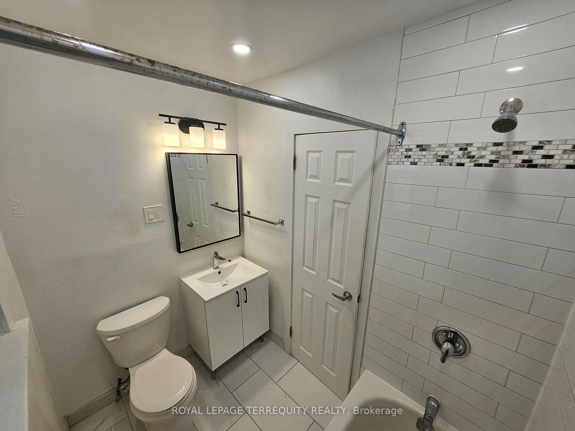 Photo 14 of Unit 4, 450 Arlington Avenue, Toronto, Humewood-Cedarvale — HOMEH