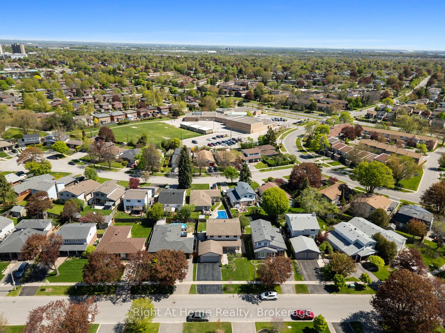 Photo 43 of 12 Pittmann Crescent, Ajax, South West — HOMEH