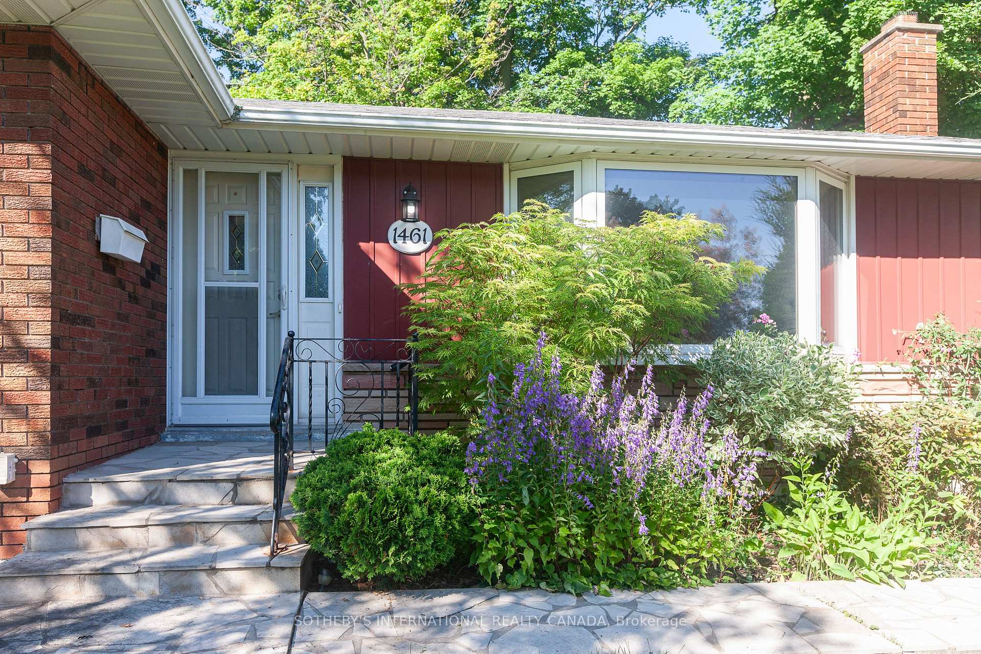 Photo 1 of 1461 Moss Glen Road, Burlington, Mountainside — HOMEH