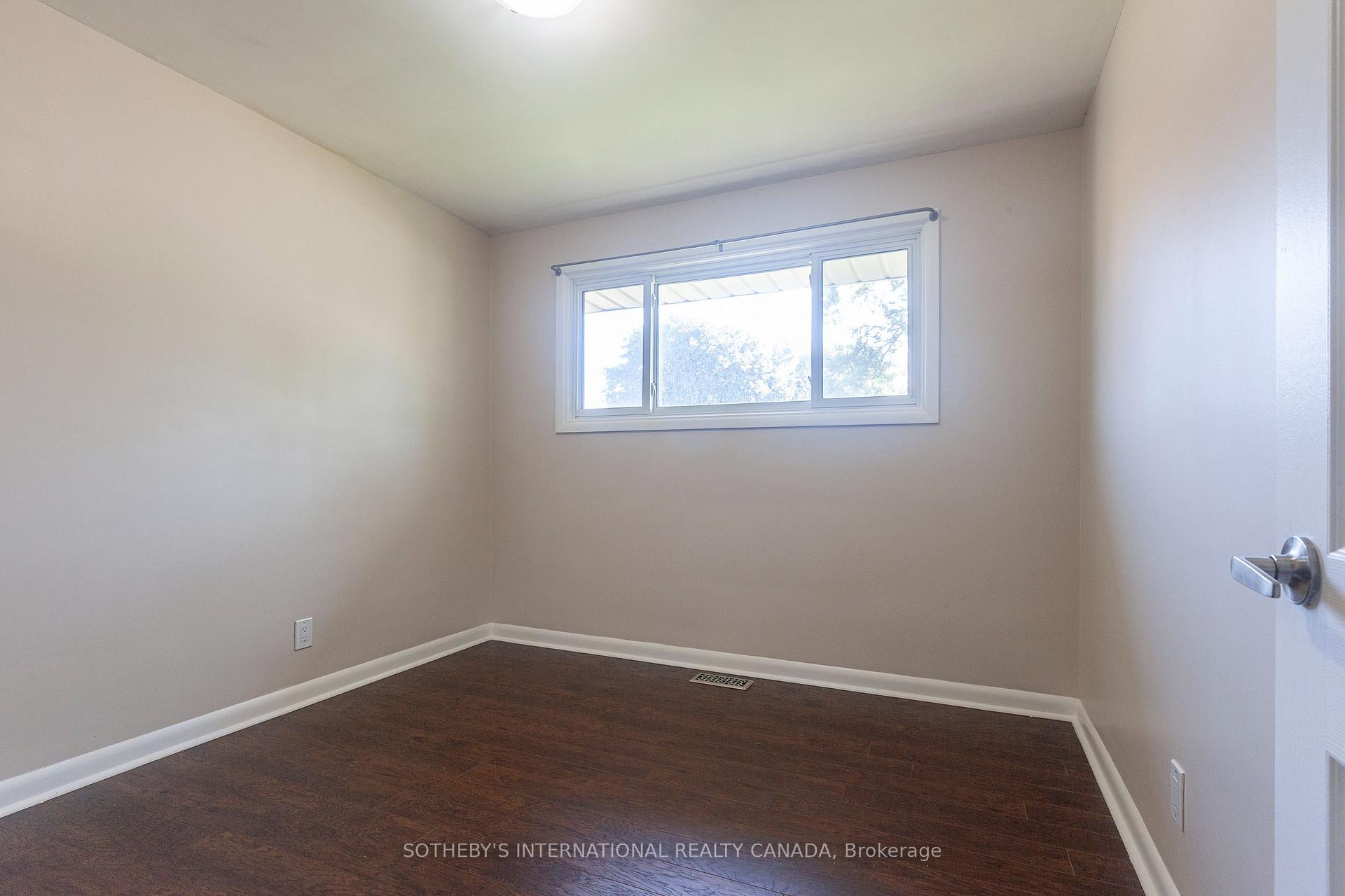 Photo 12 of 1461 Moss Glen Road, Burlington, Mountainside — HOMEH