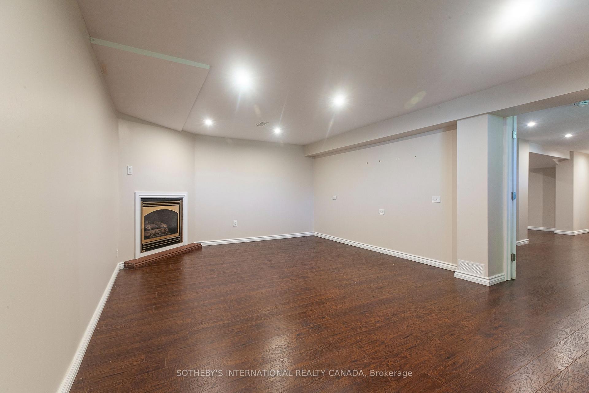 Photo 21 of 1461 Moss Glen Road, Burlington, Mountainside — HOMEH
