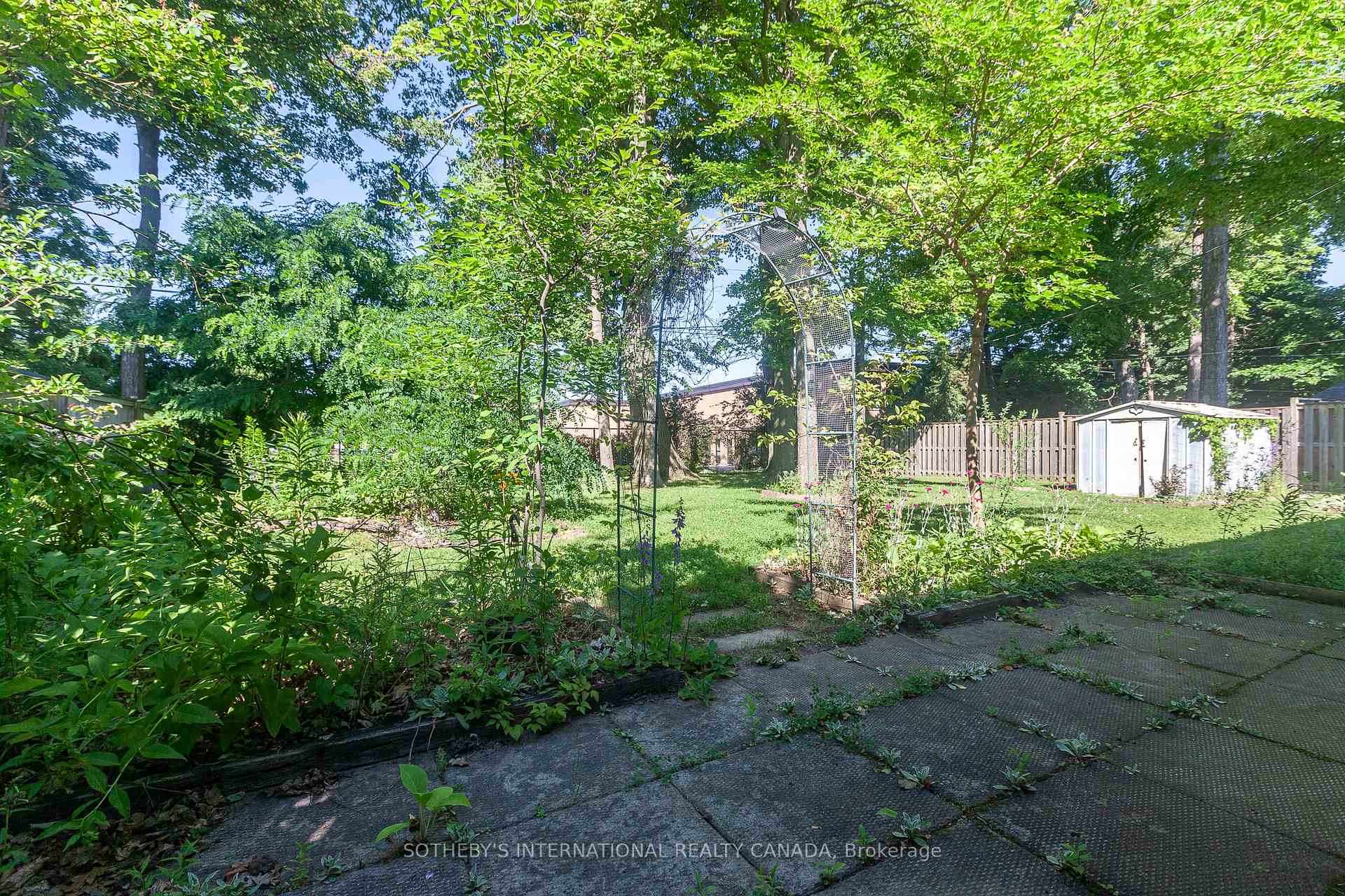 Photo 34 of 1461 Moss Glen Road, Burlington, Mountainside — HOMEH