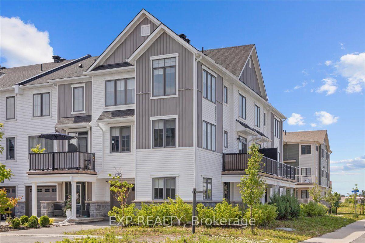 Photo 2 of 293 Anyolite Private, Ottawa, Barrhaven - Heritage Park — HOMEH