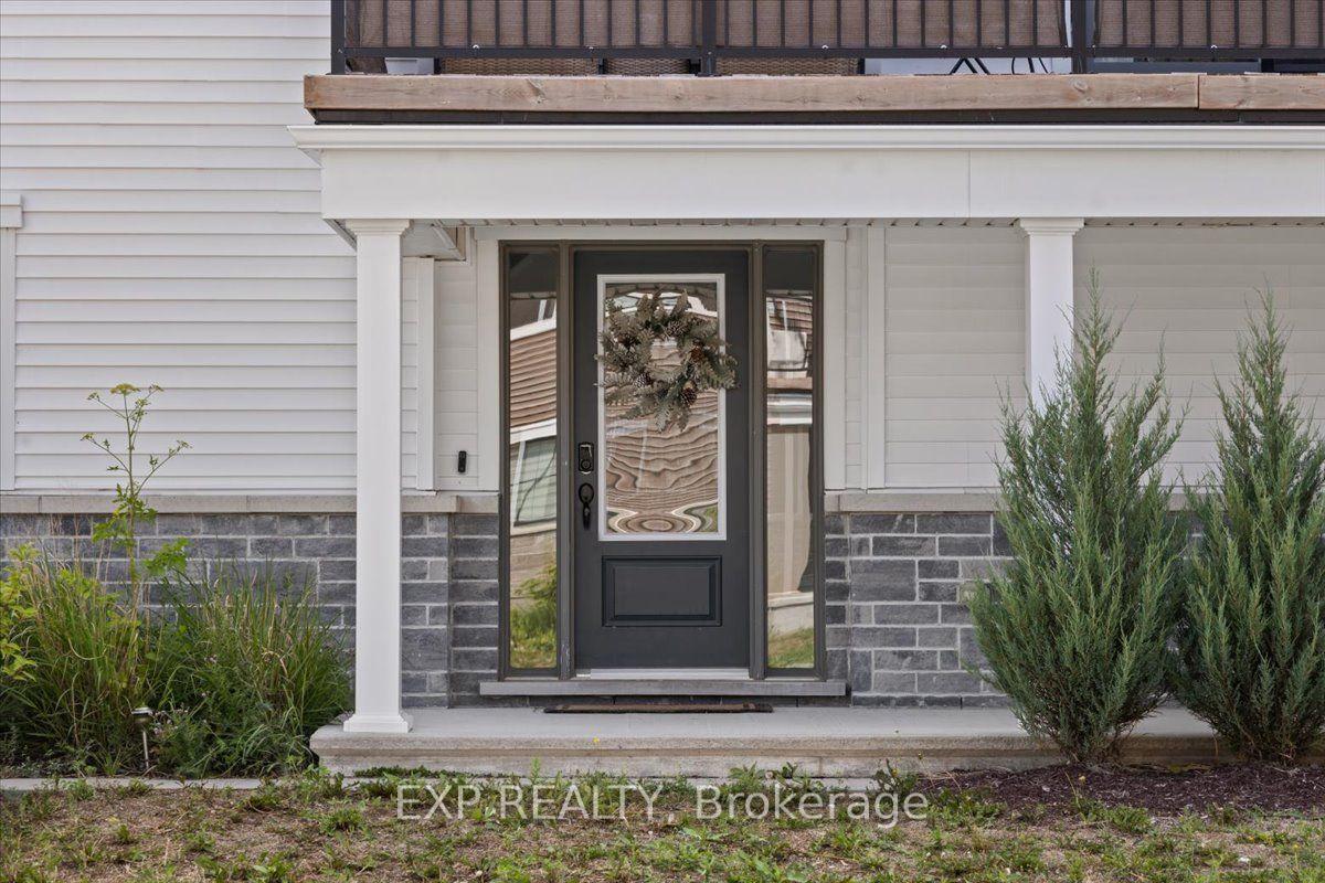 Photo 3 of 293 Anyolite Private, Ottawa, Barrhaven - Heritage Park — HOMEH