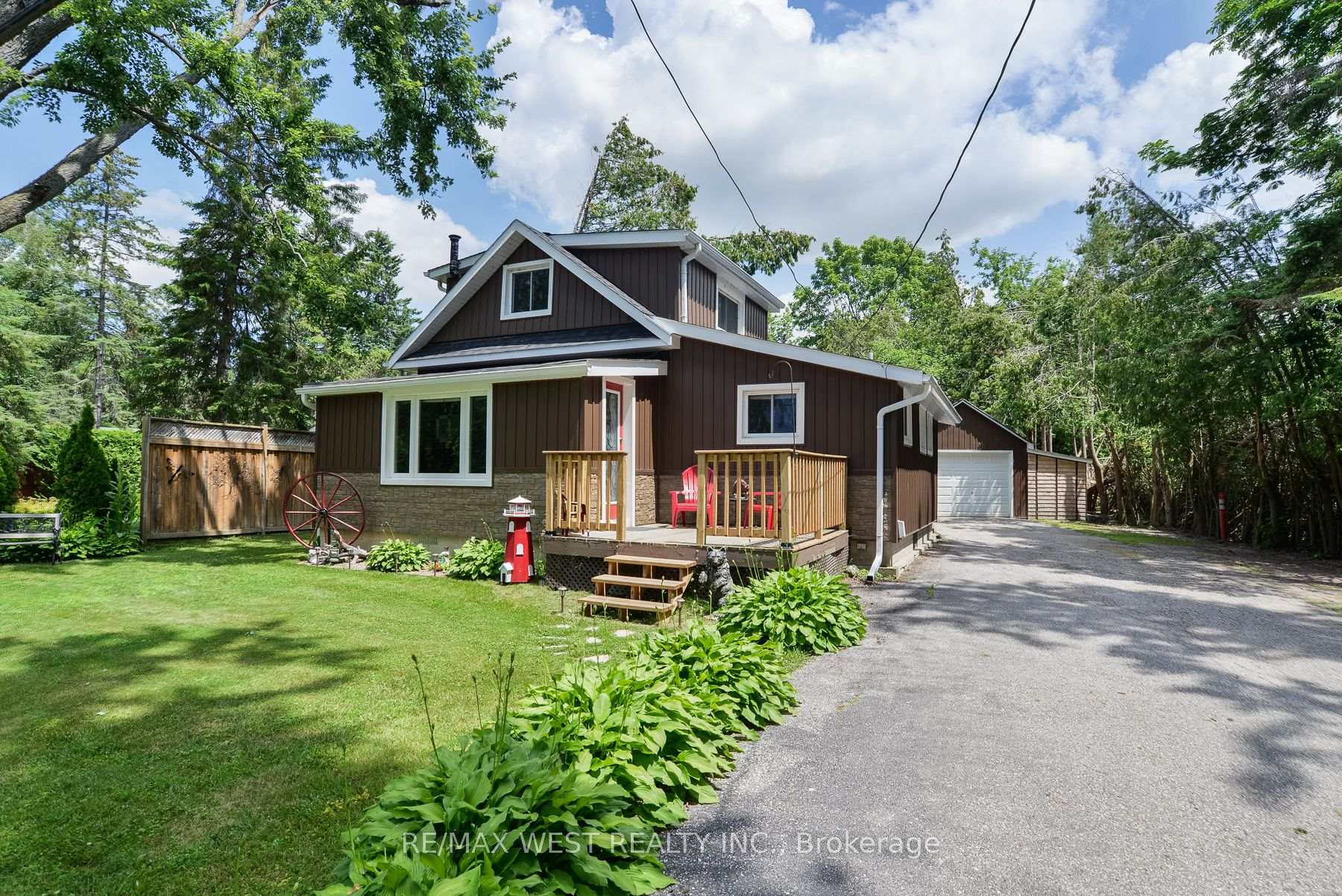 Front of 89 Cedar Beach Road