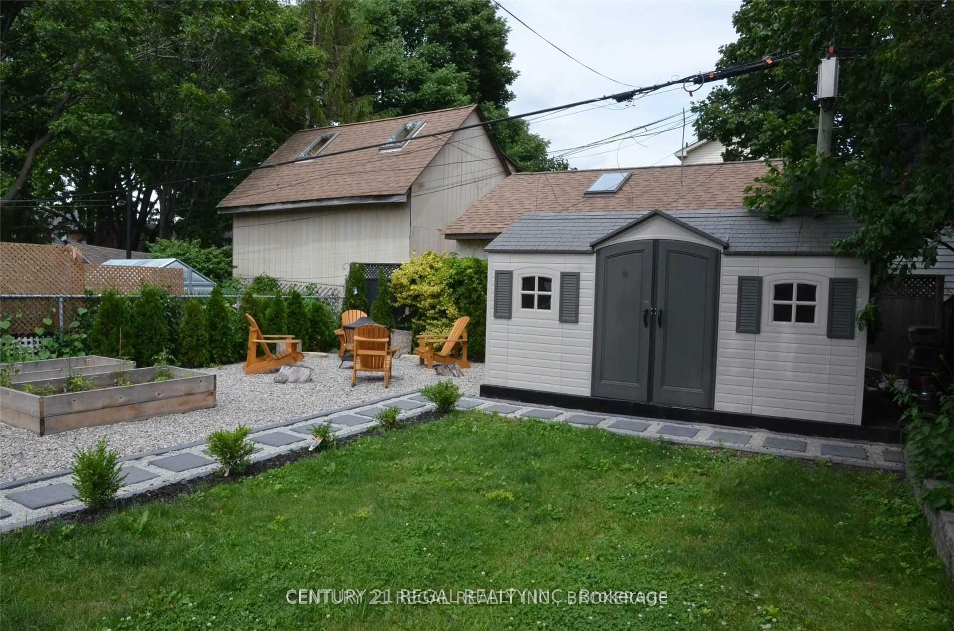 Photo 33 of 25 Sixth Street, Etobicoke, New Toronto — HOMEH