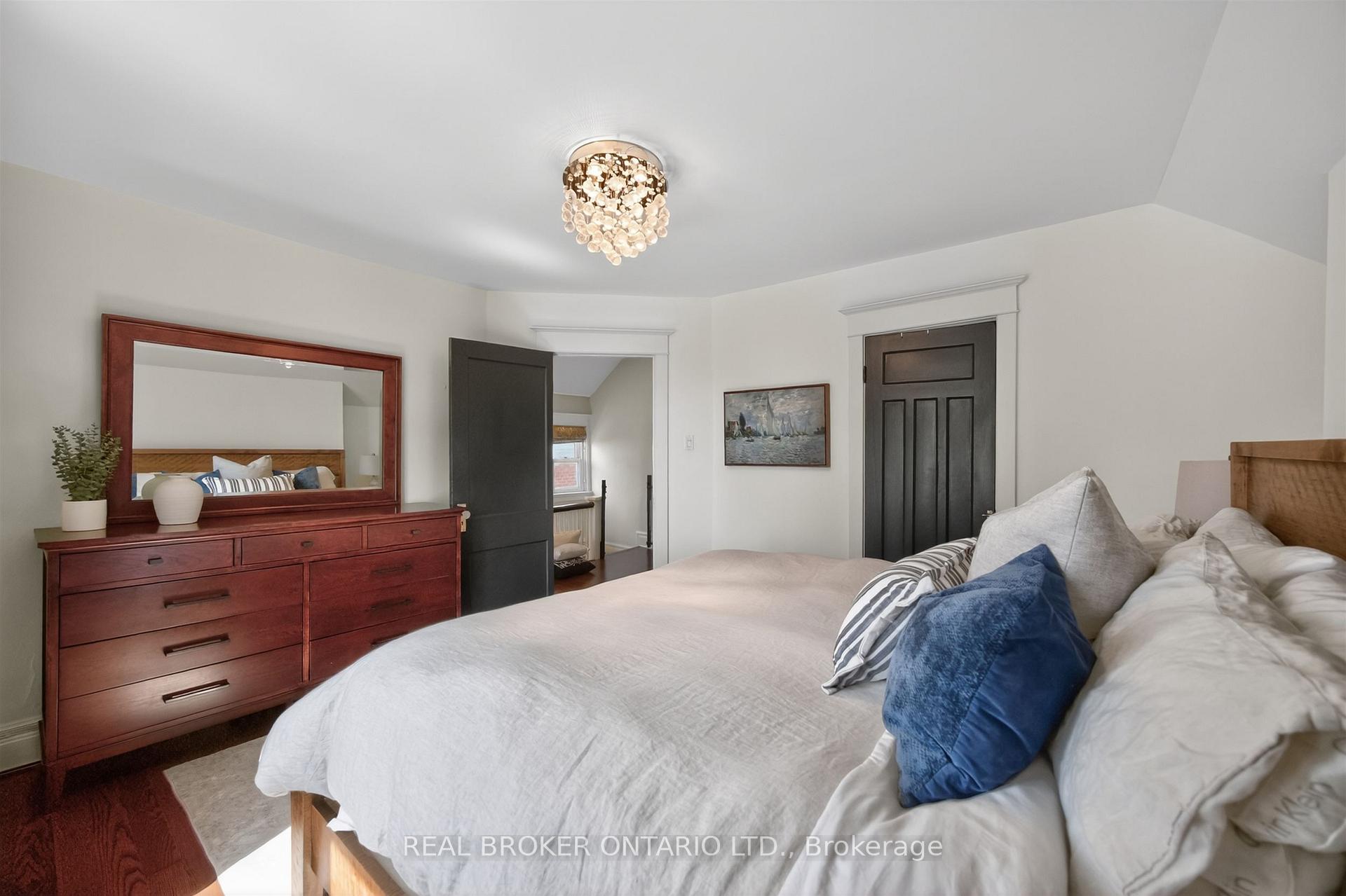 Photo 23 of 23 Second Street, Etobicoke, New Toronto — HOMEH