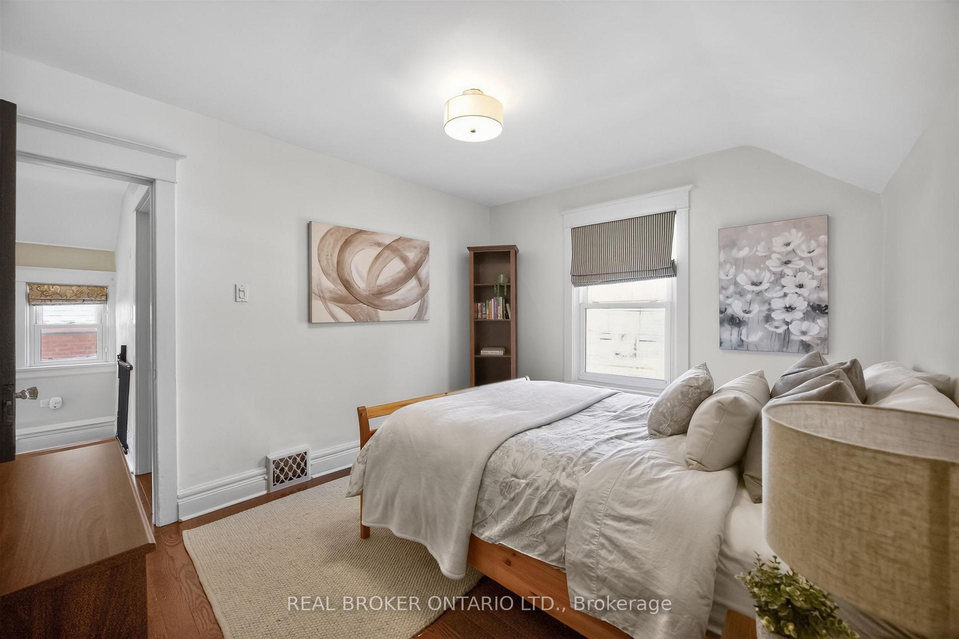 Photo 25 of 23 Second Street, Etobicoke, New Toronto — HOMEH