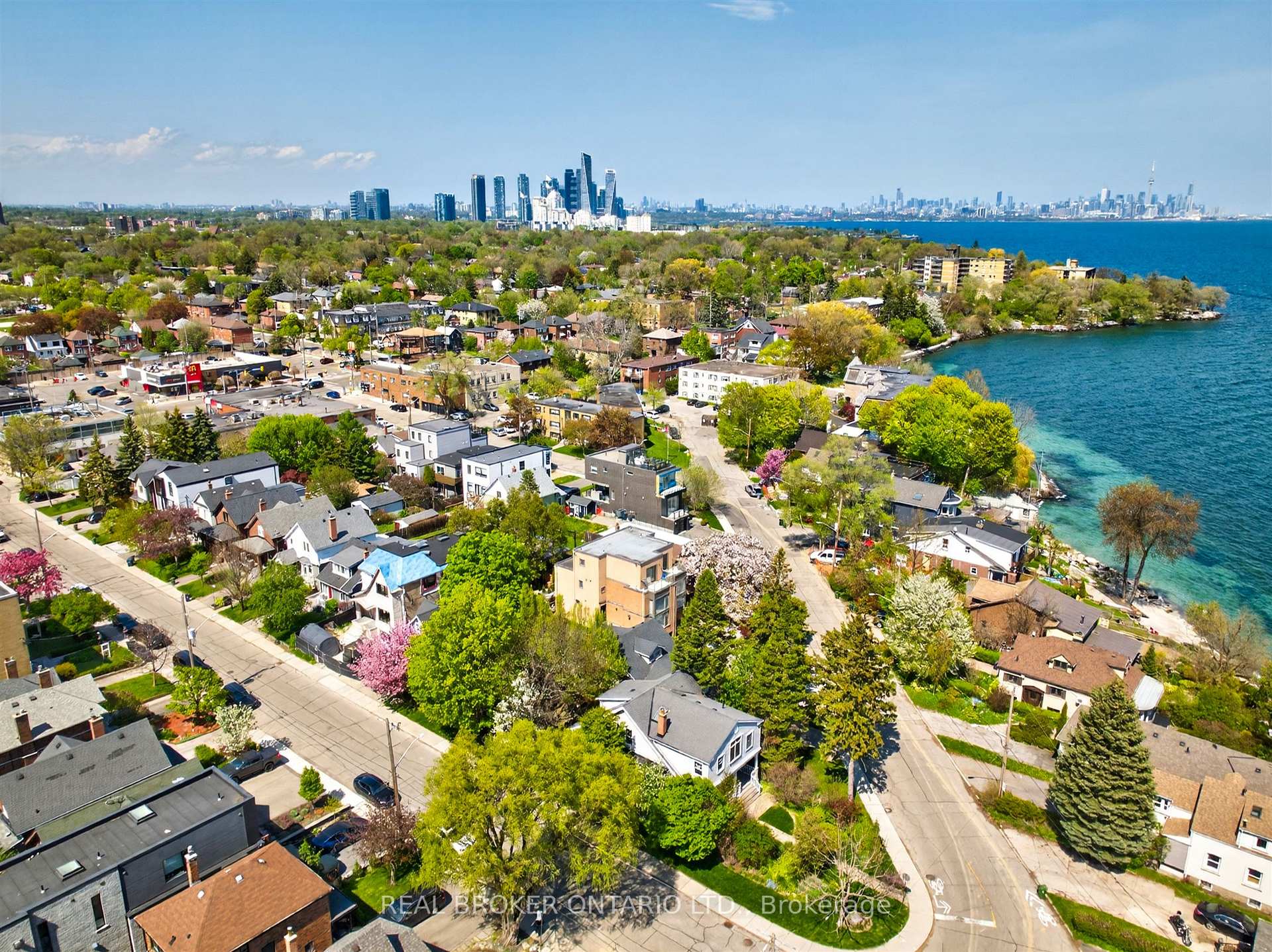 Photo 41 of 23 Second Street, Etobicoke, New Toronto — HOMEH